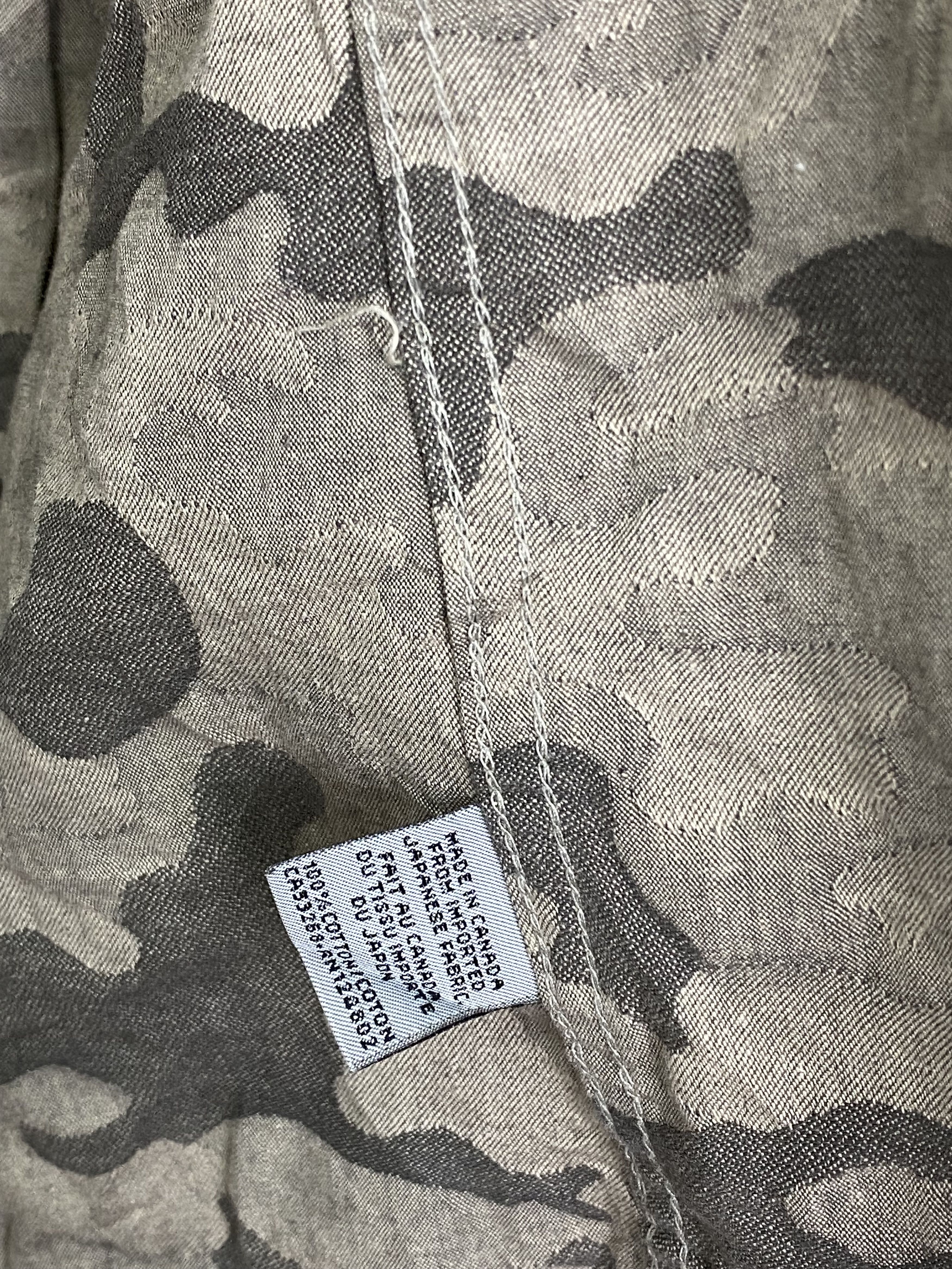 Naked & Famous Naked Famous Camo Button Up Overshirt Made in Canada Size US M / EU 48-50 / 2 - 6 Thumbnail