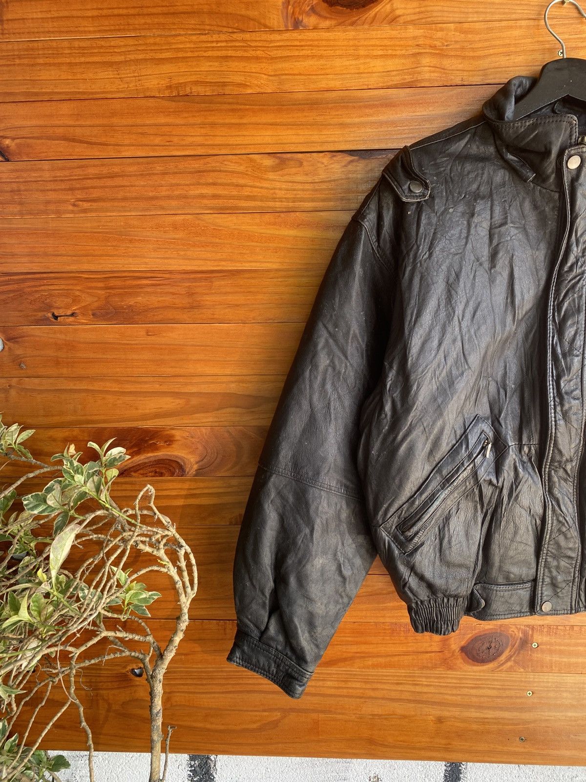 Vintage Vintage 1980s Bryant May Vallermosso Palestro Leather Jacket Size US L / EU 52-54 / 3 - 5 Thumbnail