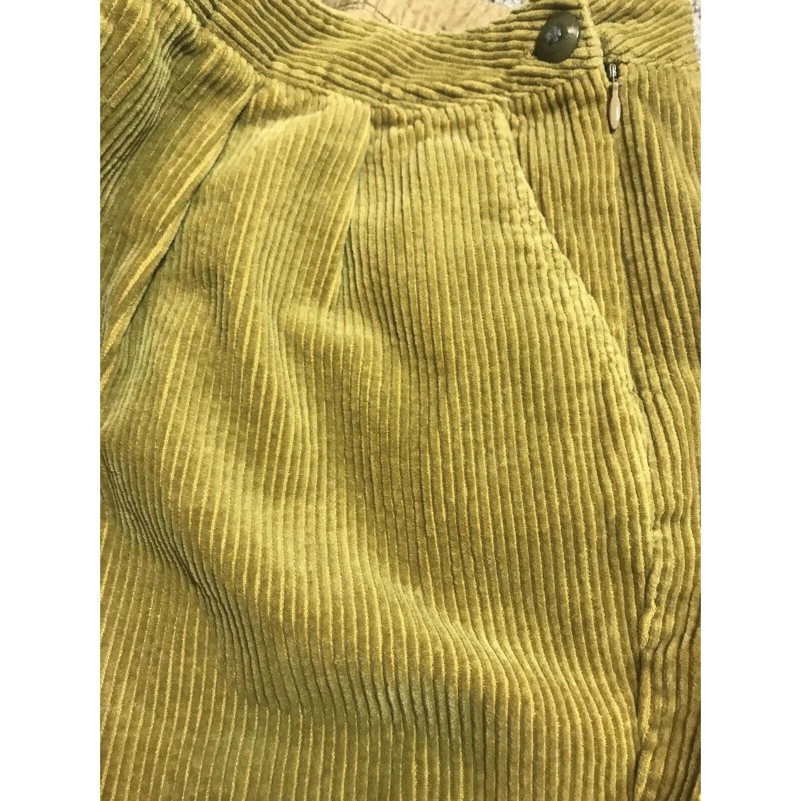 Old Navy Old Navy Juniors Yellow Brown Corduroy Mini Skirt Size 0 Ple Size 25" / US 0 / IT 36 - 3 Thumbnail