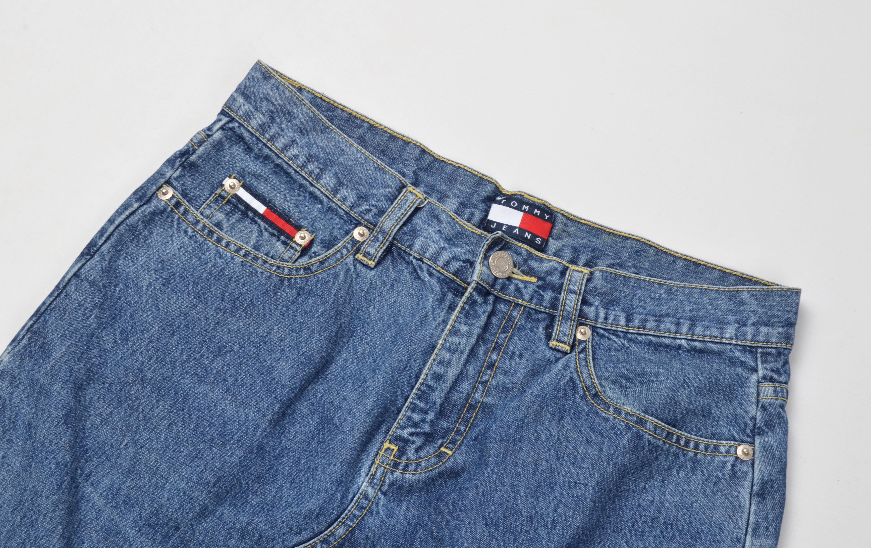 Tommy Hilfiger × Vintage Vintage Tommy Hilfiger Jeans Y2K Denim Skirt Size 30" / US 8 / IT 44 - 2 Thumbnail
