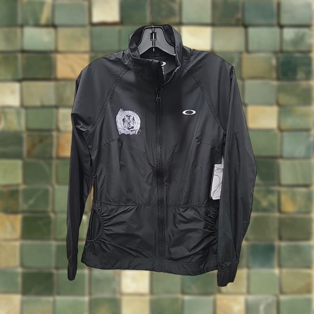 Oakley NWT Oakley Windbreaker Jacket XS Women’s Full Zip Black Bloods Tv 19 Chest 19 Length 25.5 Size XS / US 0-2 / IT 36-38 - 1 Thumbnail