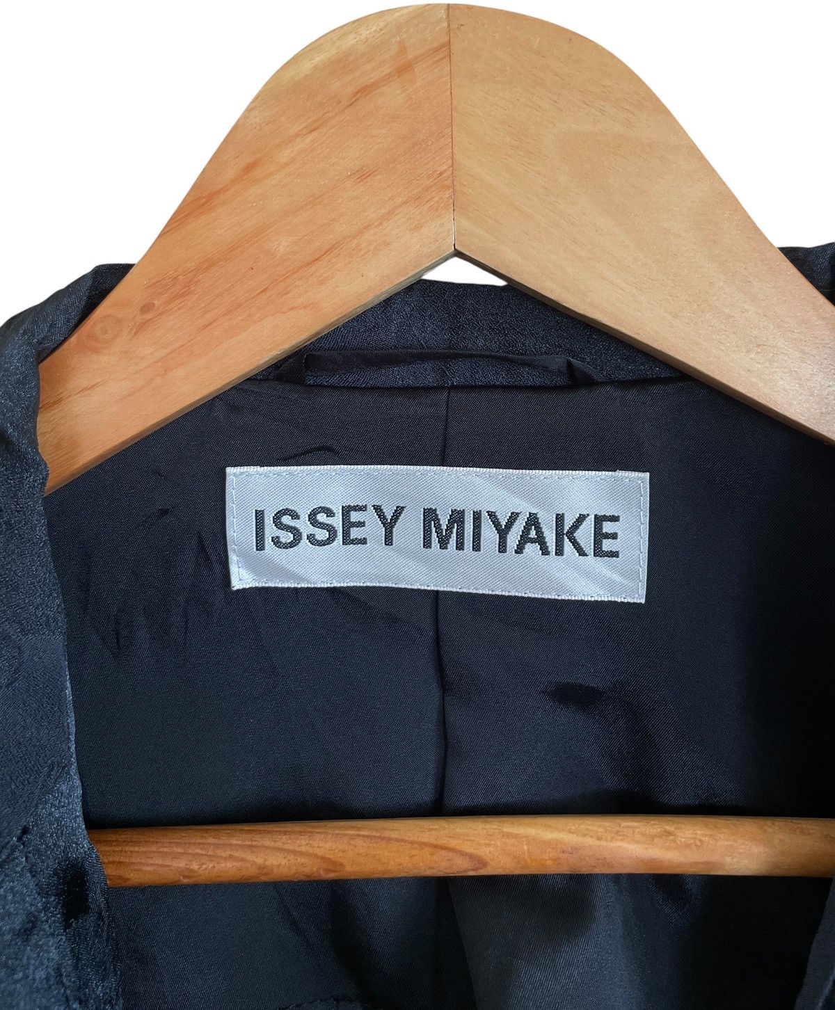 Issey Miyake Very Rare Vintage Brand Issey Miyake Pleated Jacket 1990s Size US M / EU 48-50 / 2 - 8 Thumbnail