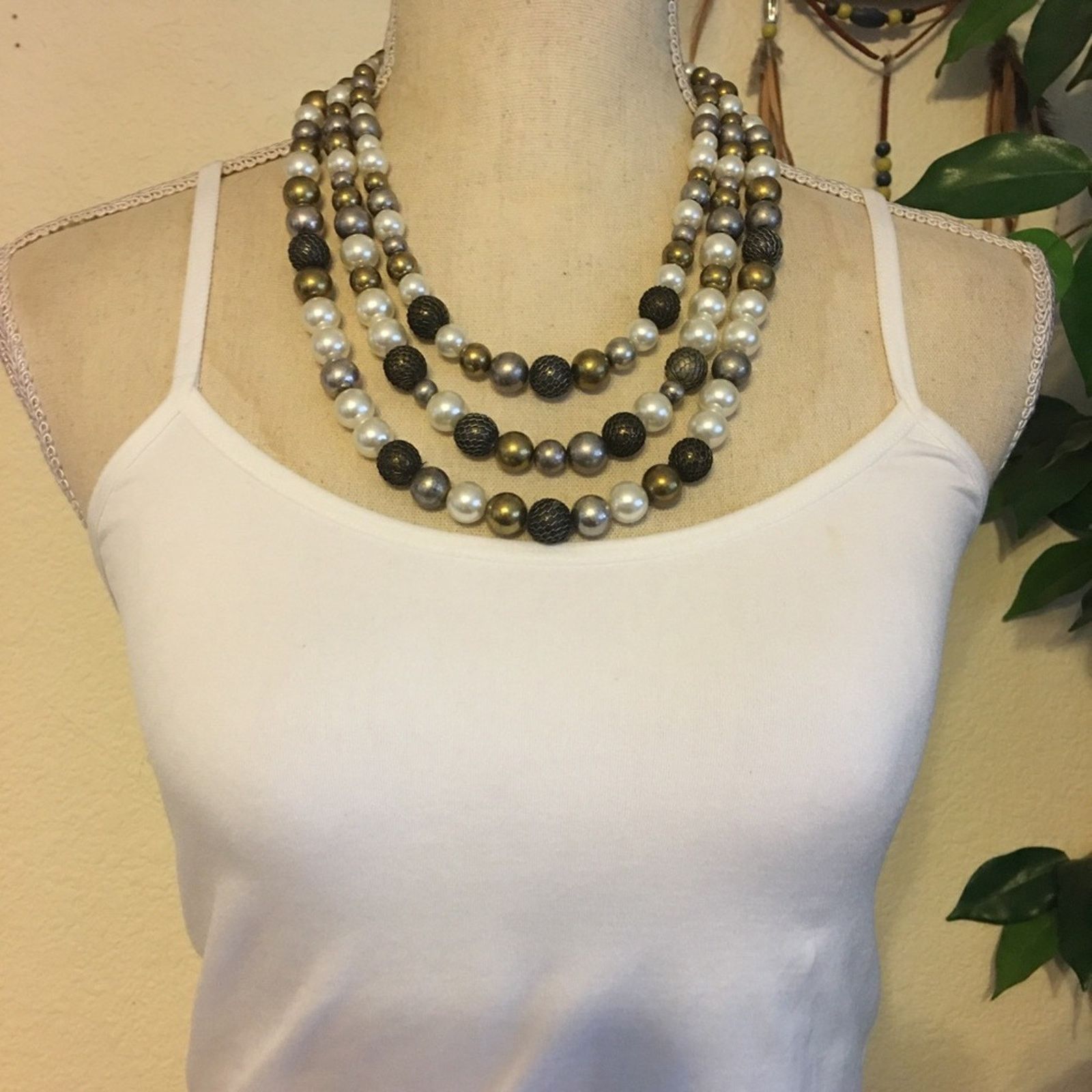 Vintage Vintage layered triple strand beaded necklace Size ONE SIZE - 3 Thumbnail