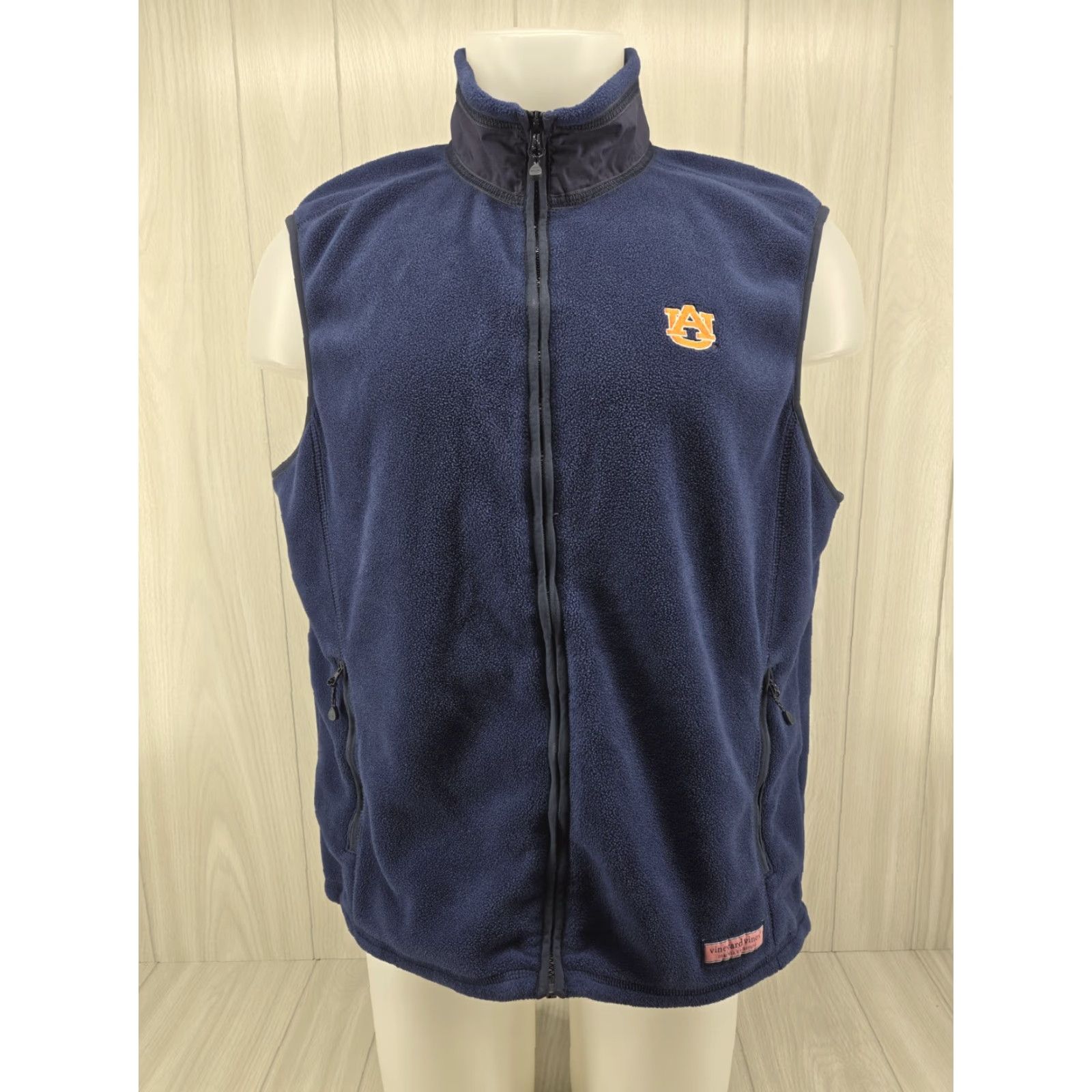 Vineyard Vines VINEYARD VINES Auburn University Tigers Fleece Vest in Blue Large Men Vest Size US L / EU 52-54 / 3 - 2 Thumbnail