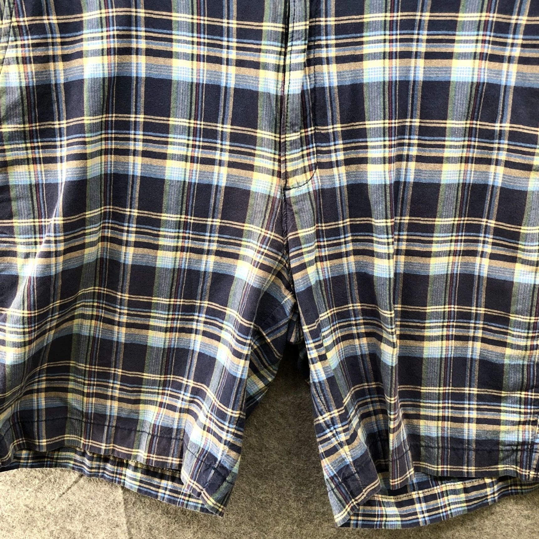 Lands' End Lands' End Chino Shorts Mens 38 Traditional Fit Blue Plaid 9'' Inseam Cotton Flat Front Casual Shirt? Size US 38 / EU 54 - 4 Thumbnail
