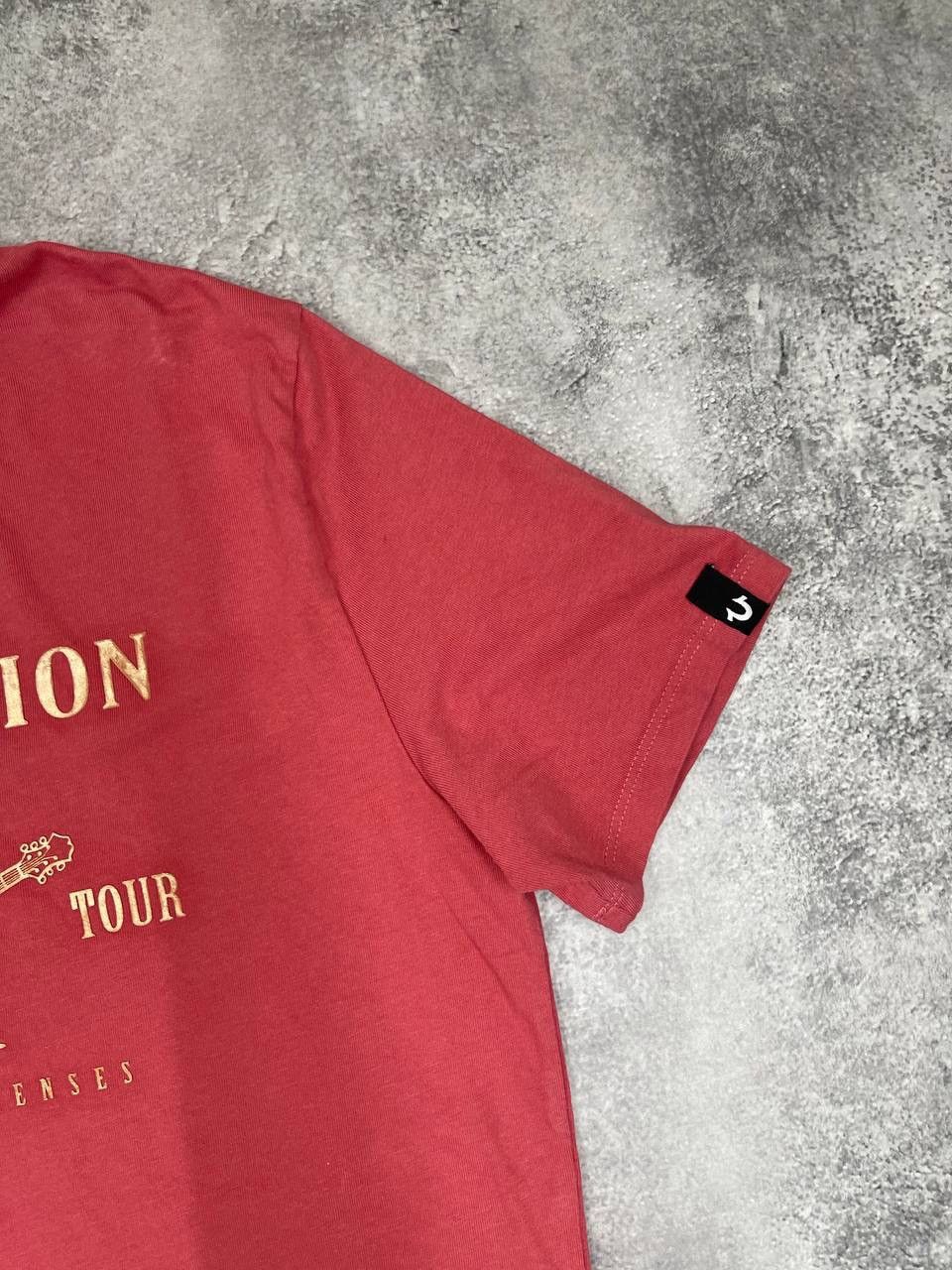 True Religion True Religion Men Cotton T-Shirt Red Size L Size US L / EU 52-54 / 3 - 3 Thumbnail