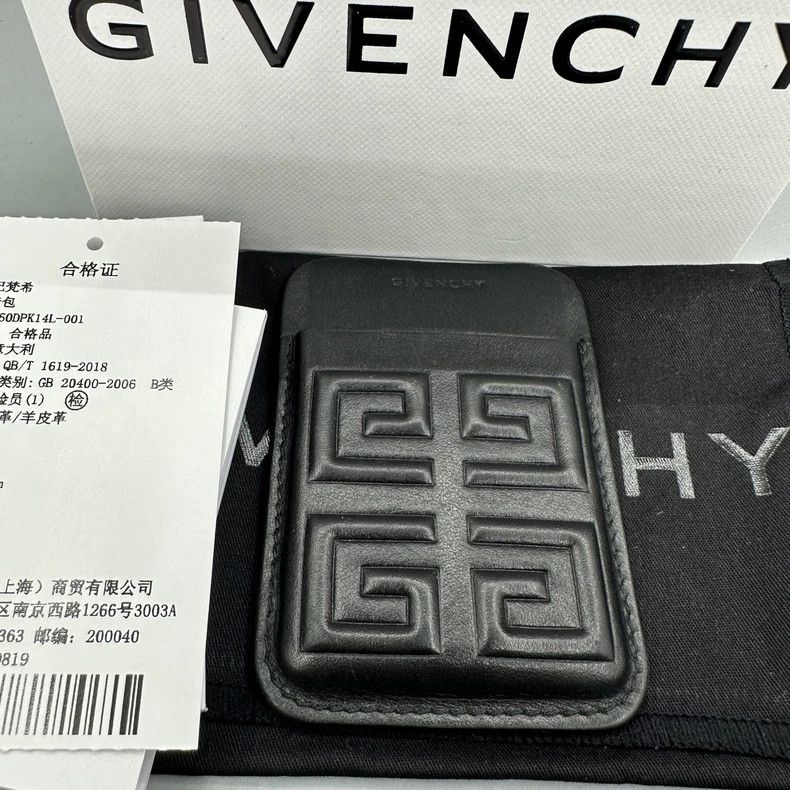 Givenchy Givenchy Magnetic card holder Size ONE SIZE - 1 Thumbnail