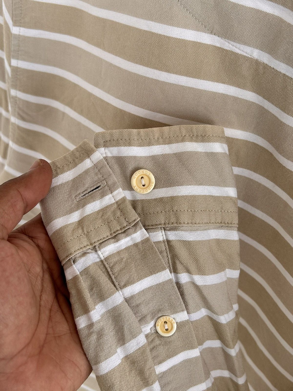 Burberry Longsleeve Burberry Brit Vintage Size US L / EU 52-54 / 3 - 4 Thumbnail