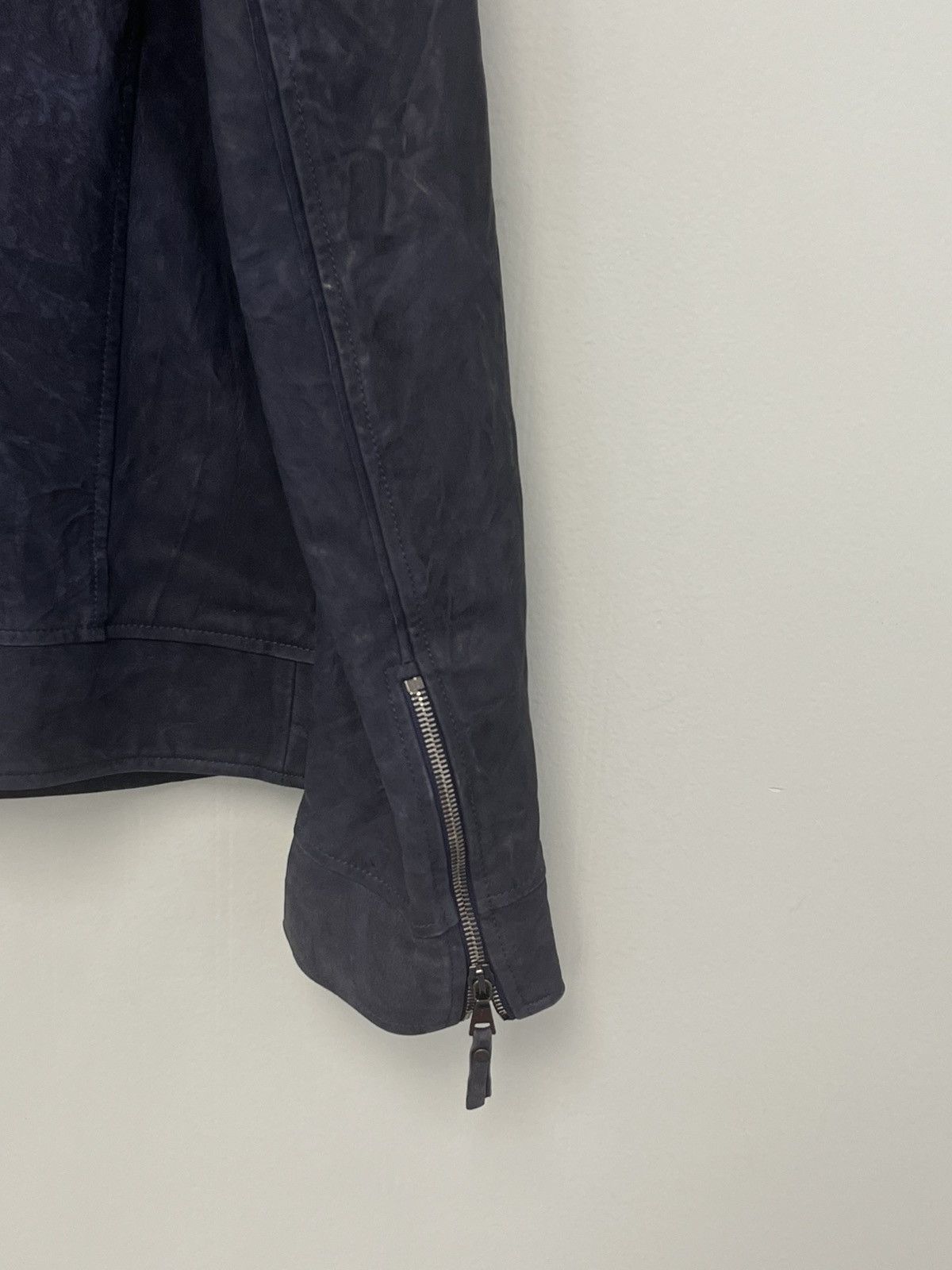 John Varvatos Suede bomber jacket. Size EU 52 USA 42 Size US L / EU 52-54 / 3 - 19 Thumbnail
