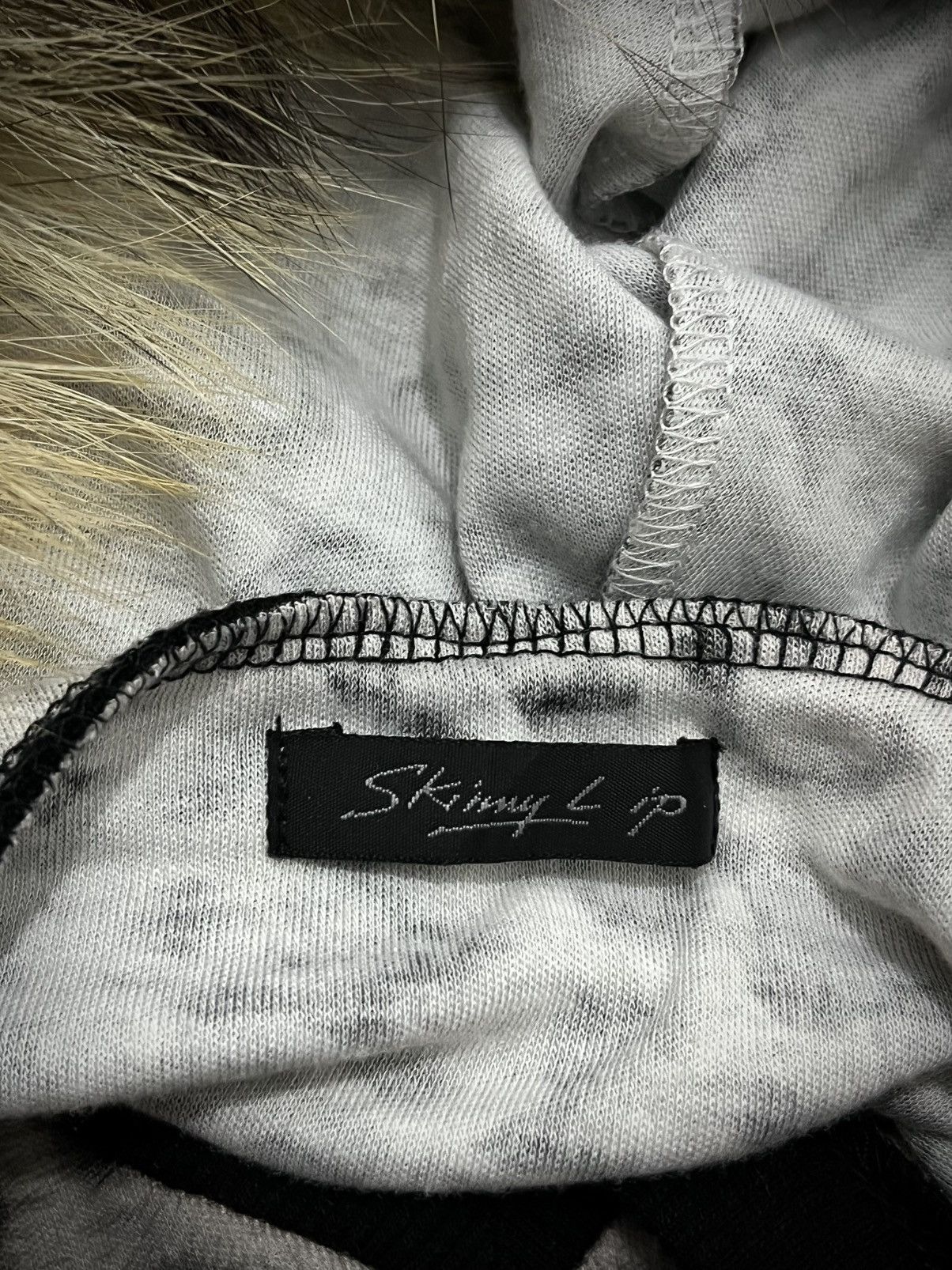 Japanese Brand Y2K Japanese Skinny Lip Fur Leopart Print Hoodie Size US M / EU 48-50 / 2 - 9 Thumbnail