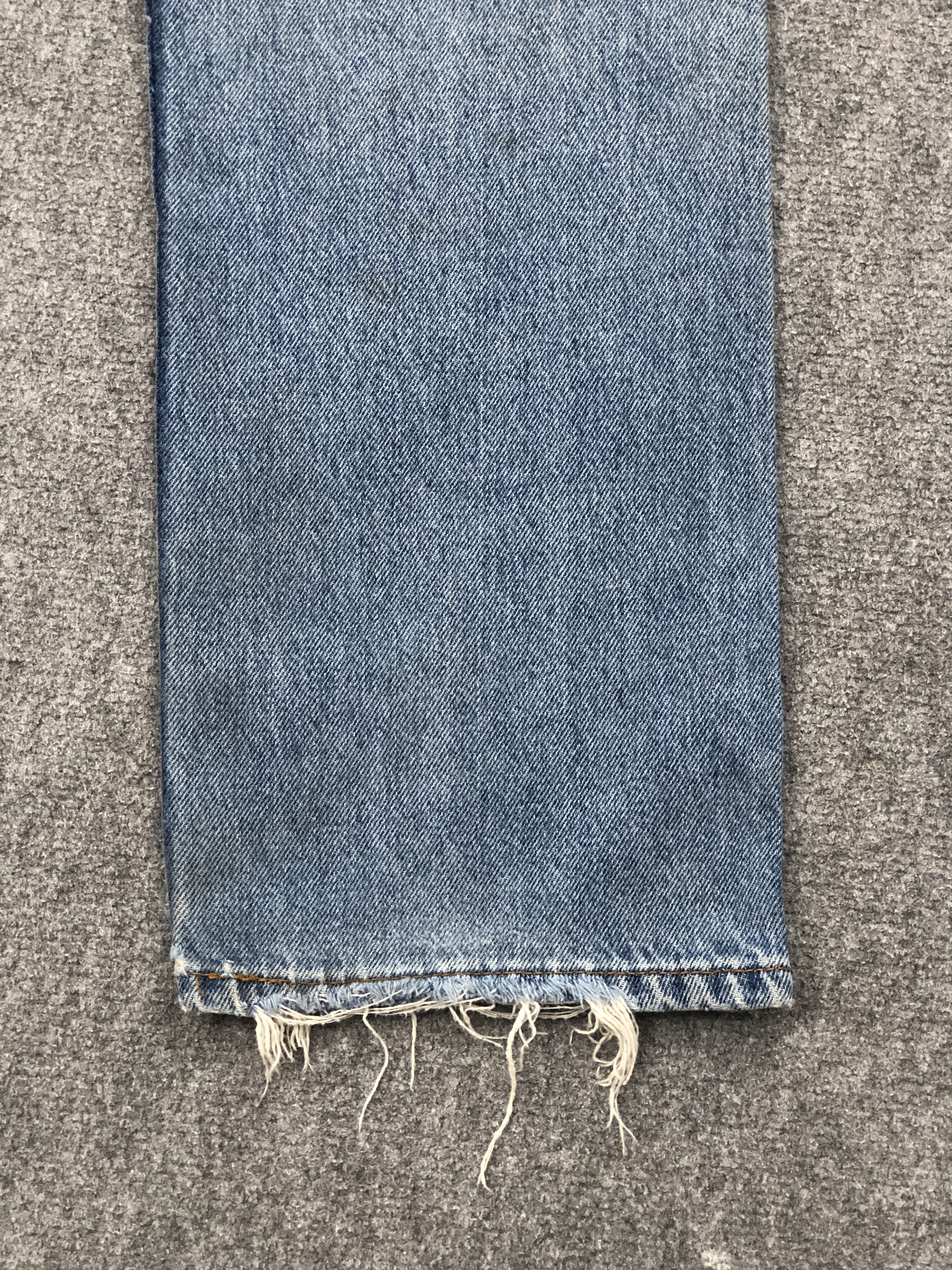 Vintage Levis 501 Faded Blue Jeans