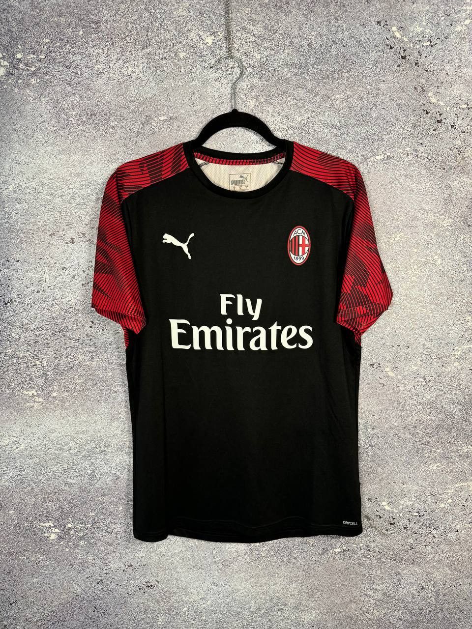 Puma × Vintage Vintage AC Milan 2018/19 Puma Limited Soccer Jersey Size US S / EU 44-46 / 1 - 1 Thumbnail