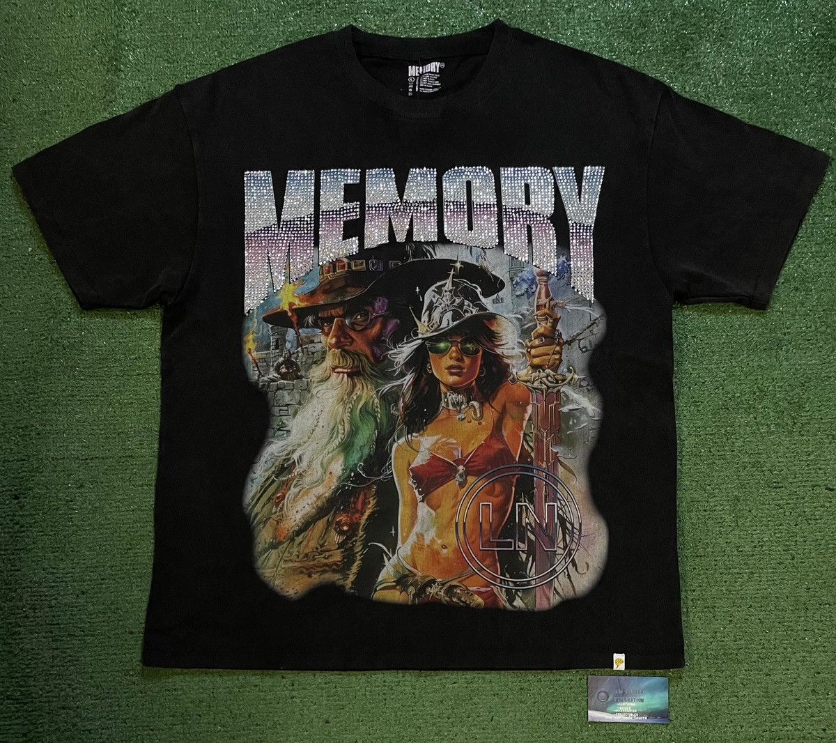 Vintage Memory Lane Merlin Tales rhinestone tee Size US L / EU 52-54 / 3 - 1 Thumbnail