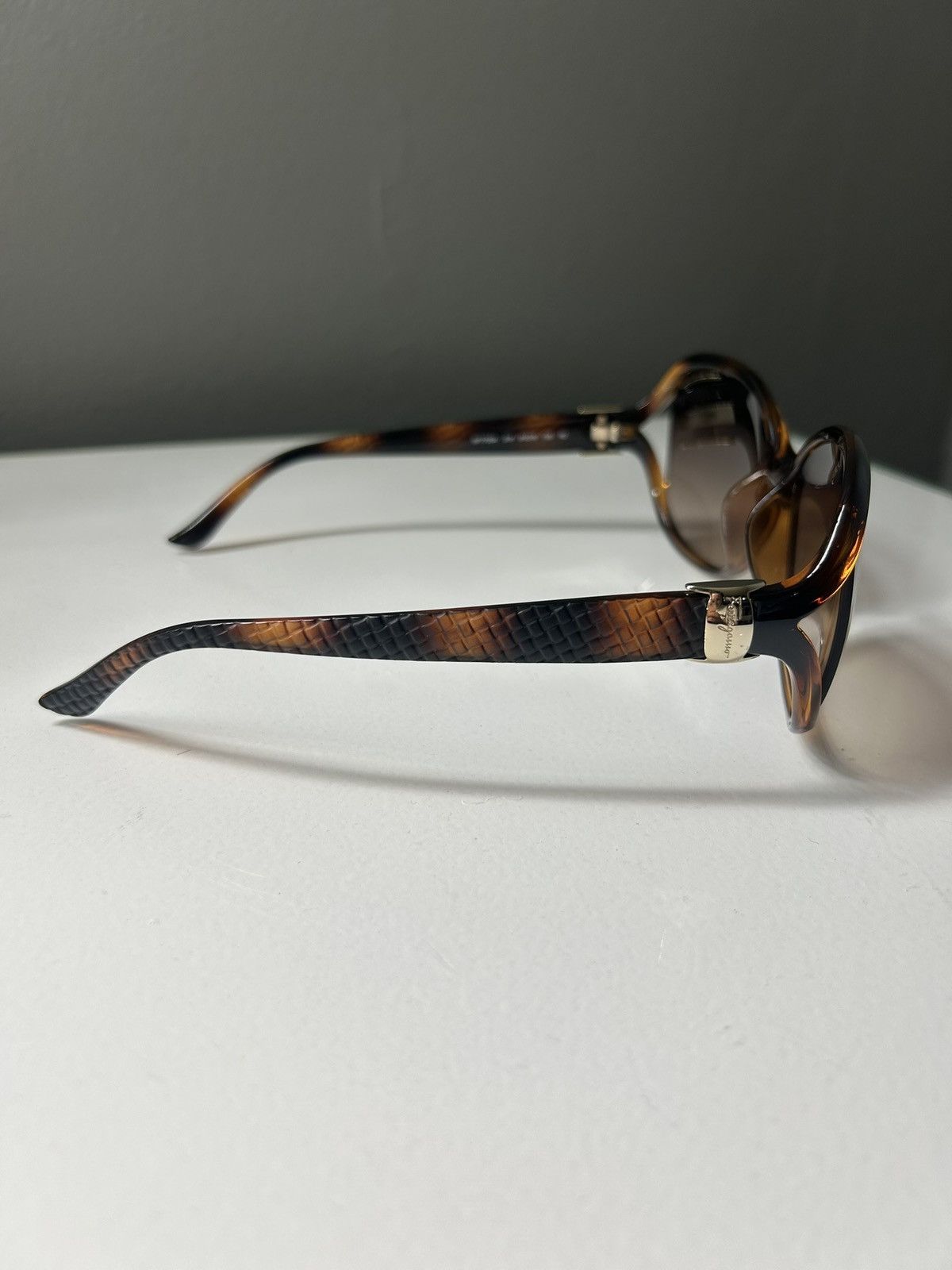 Salvatore Ferragamo Salvatore Ferragamo SF770SA Havana Brown Tortoise Sunglasses Size ONE SIZE - 6 Thumbnail