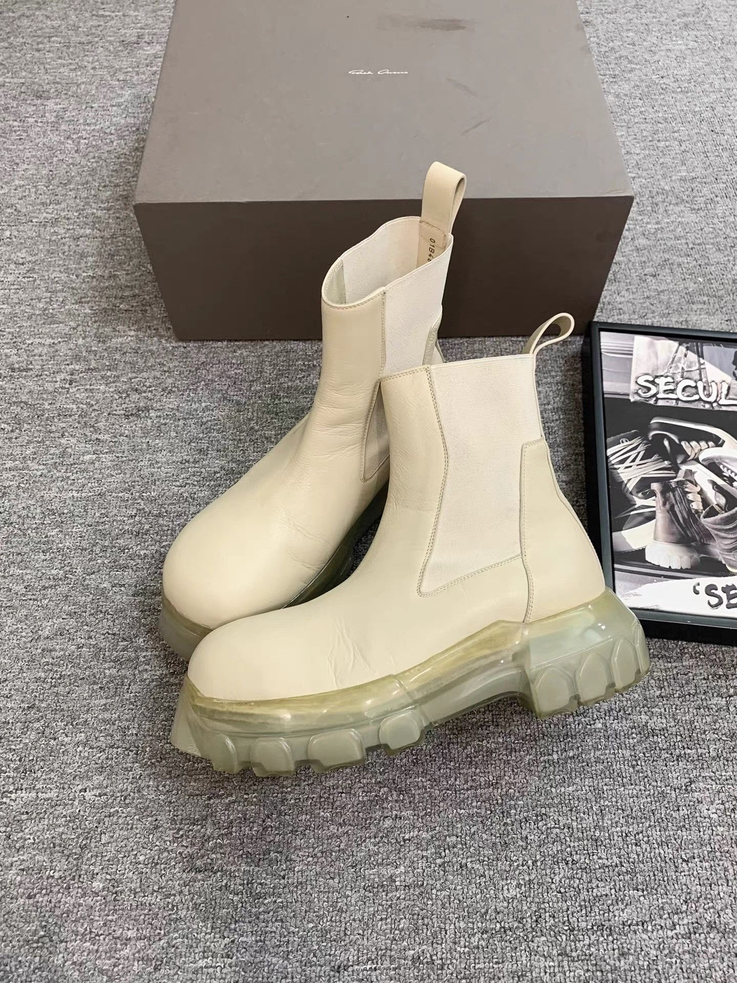 Rick Owens Rick Owens 22FW Mainline Tractor Chelsea Boots K34 Size US 9 / IT 39 - 1 Thumbnail