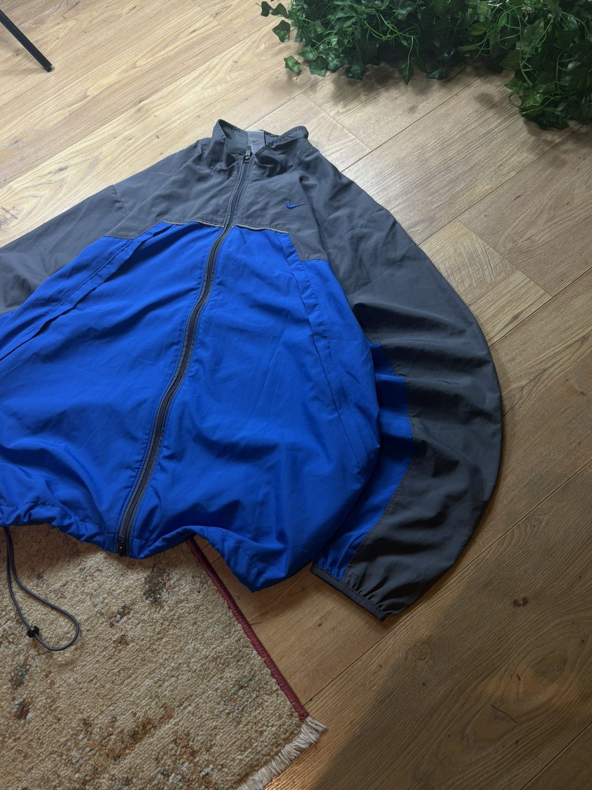 Nike 90s Vintage Nike Swoosh Logo Light Jacket Y2K Rare Size US L / EU 52-54 / 3 - 4 Thumbnail