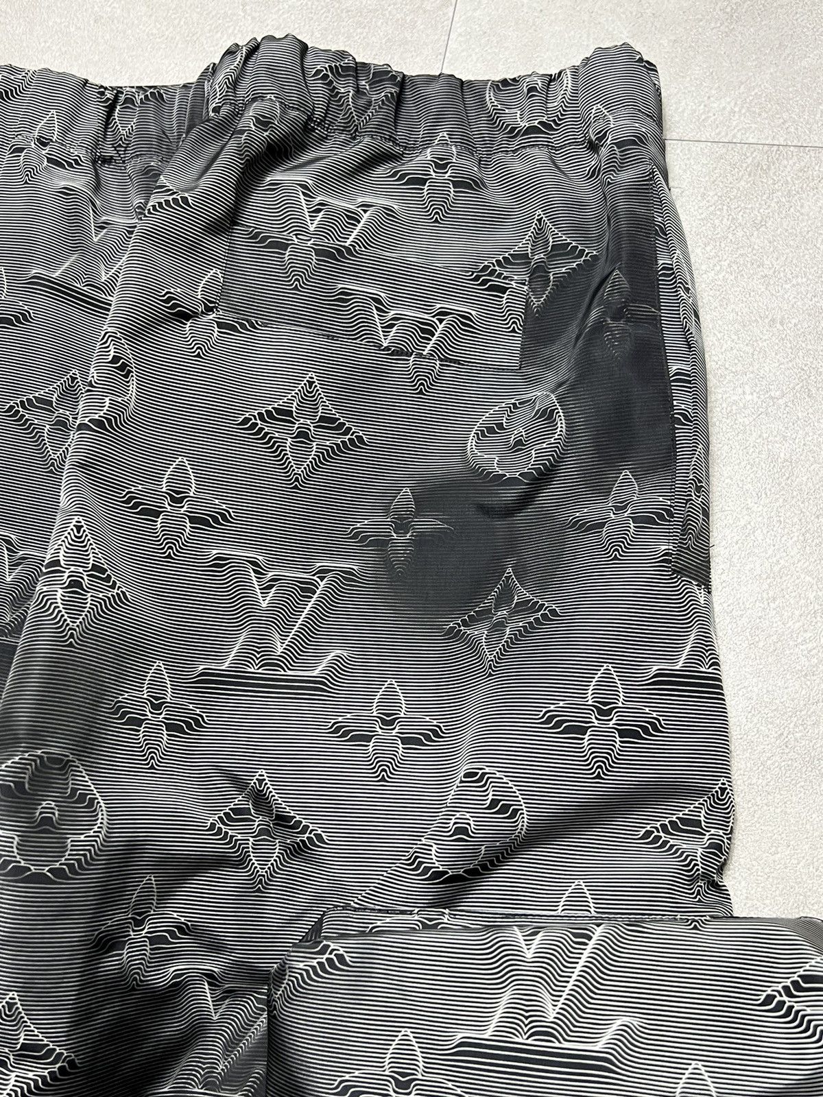 Louis Vuitton Louis Vuitton Nylon 2054 3D Monogram Cargo Size US 34 / EU 50 - 5 Thumbnail
