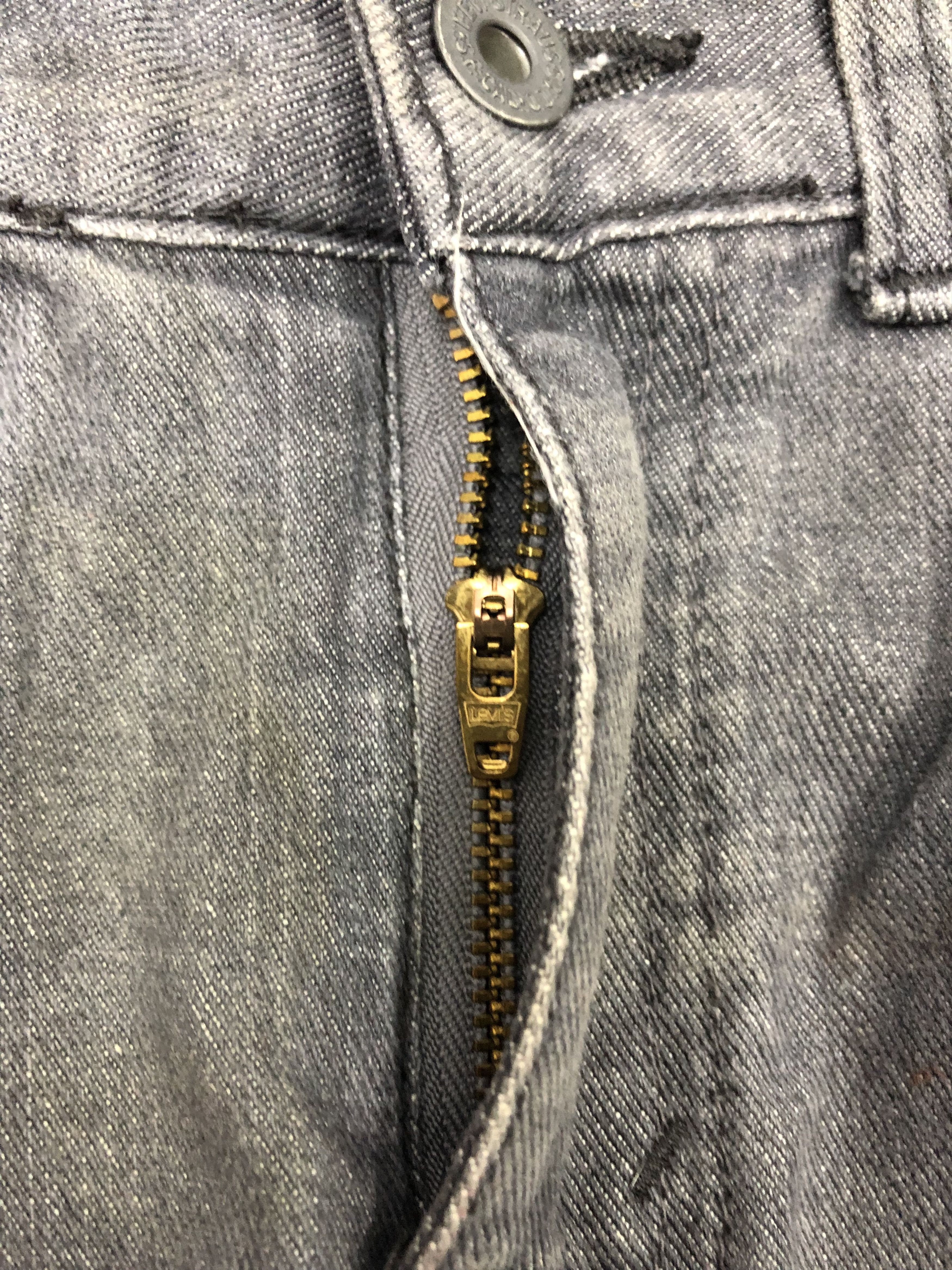 Levi's × Vintage Vintage Levis 510 Faded Black Skinny Jeans DP1283 Size US 27 - 11 Thumbnail