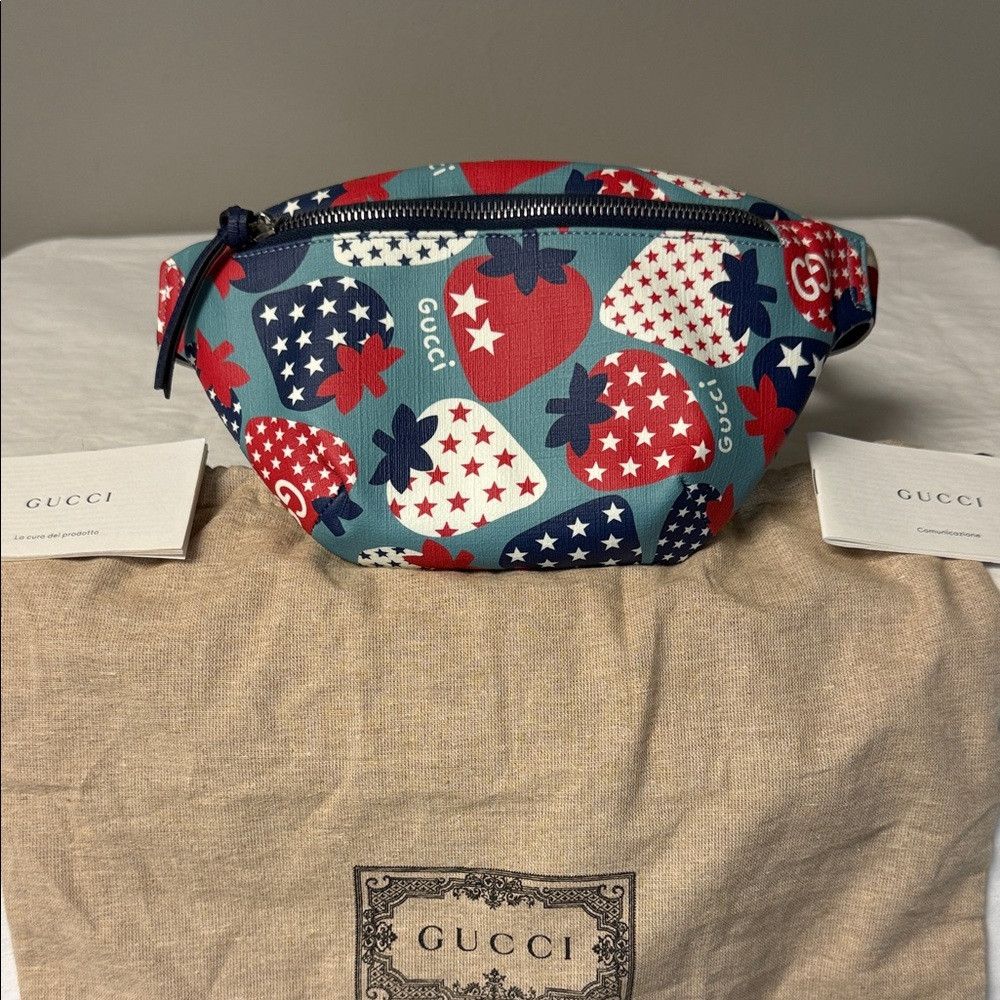 Gucci Gucci Children’s Strawberry Print Waist Bag Blue PVC Italy Size ONE SIZE - 1 Thumbnail
