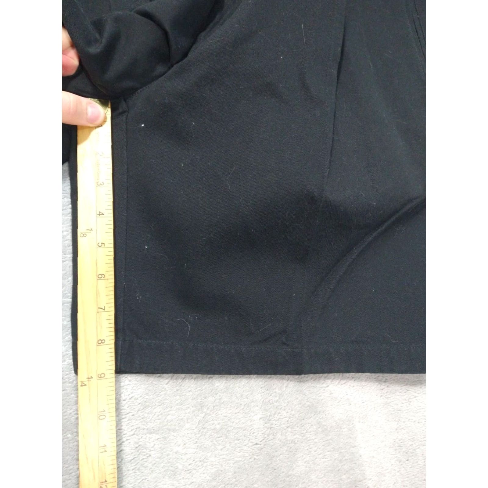 Vintage Greg Norman Shorts Mens 38 Black Golf Chino Pleated High Rise Cotton Casual Shirts? Size US 38 / EU 54 - 5 Thumbnail