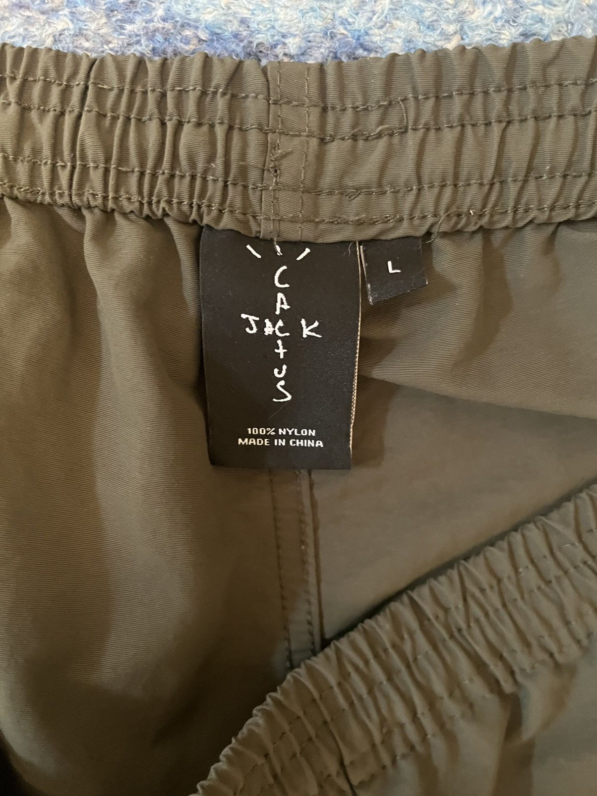 Travis Scott Cactus jack fragment shorts Size US 32 / EU 48 - 3 Thumbnail
