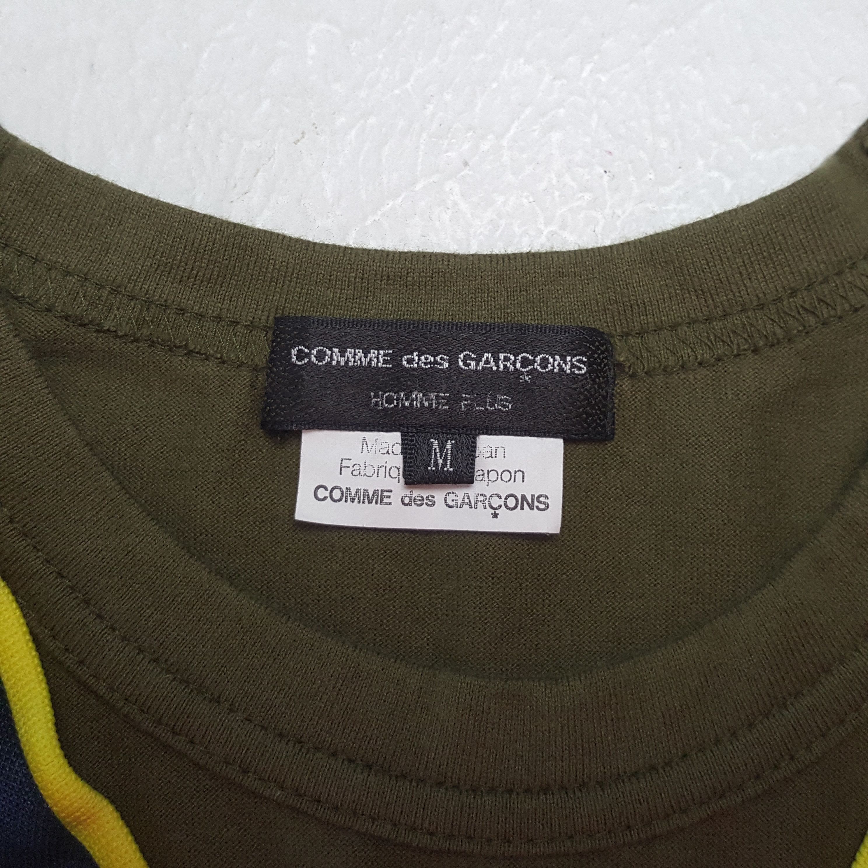 Comme des Garcons Comme Des Garcons Japanese Brand Rare Design Tshirt C299N48 Size US M / EU 48-50 / 2 - 4 Thumbnail