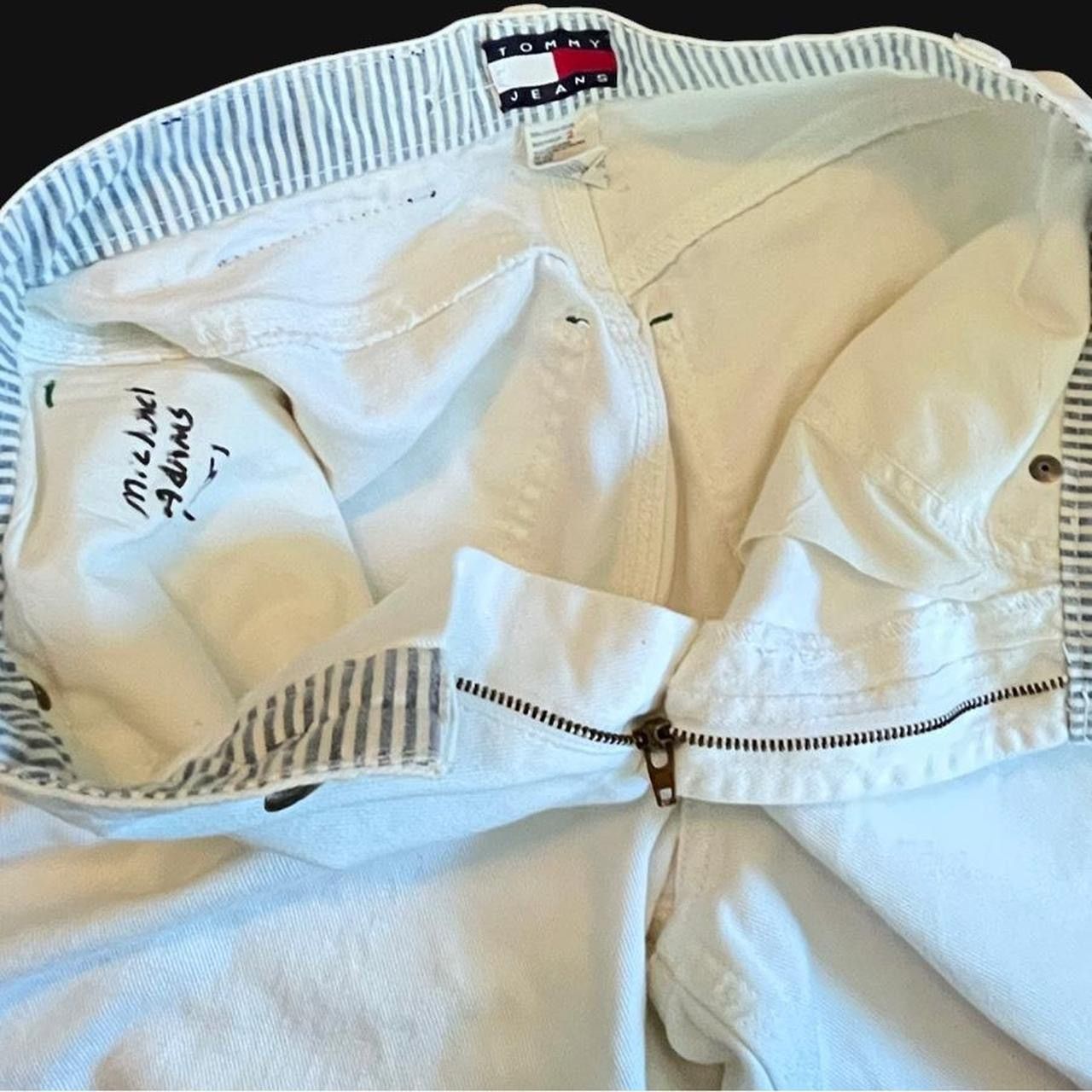 Tommy Hilfiger TOMMY HILFIGER • 1990s WHITE CARGO HIGH WAIST SHORTS XXS XS Size 24" / US 00 / IT 34 - 8 Thumbnail