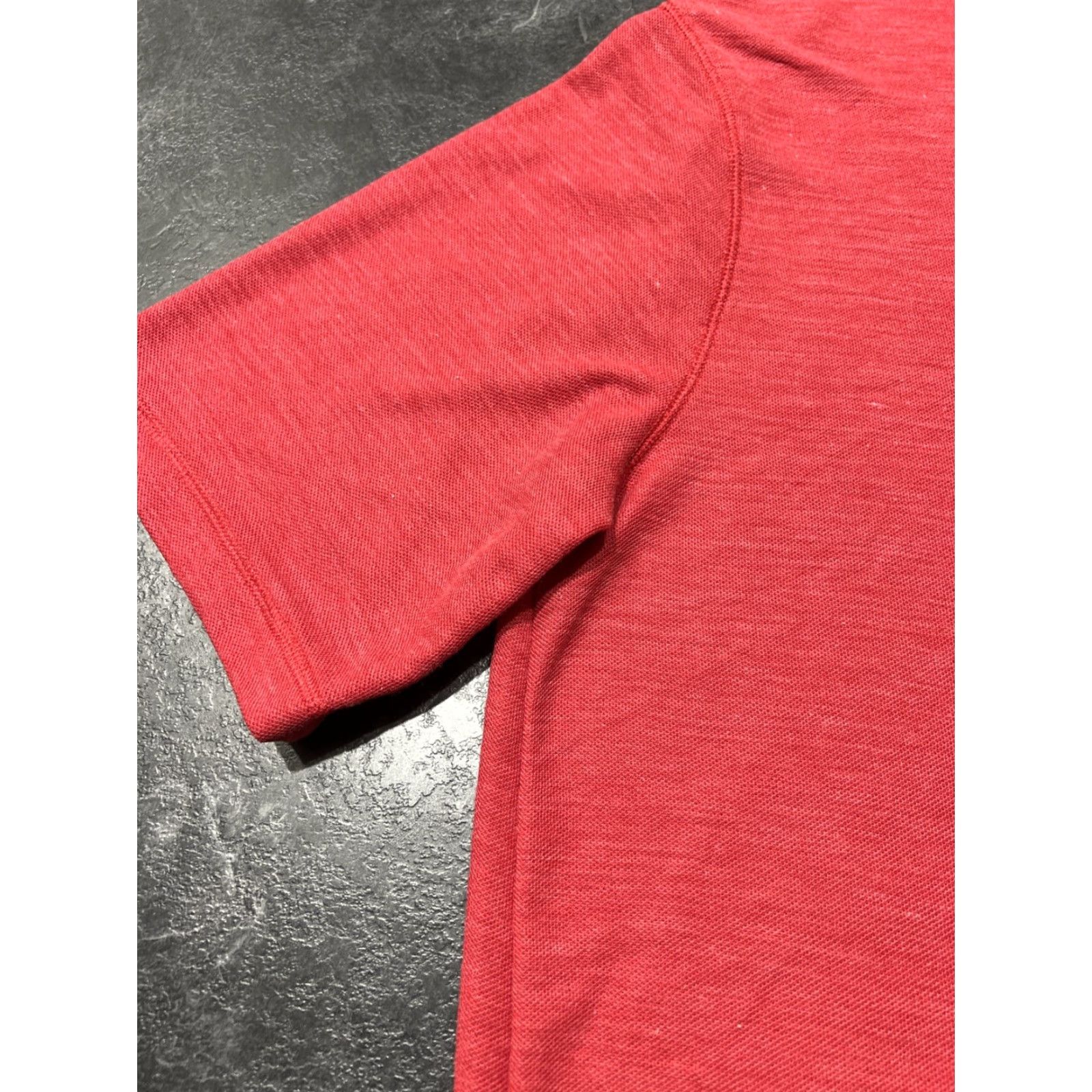 Orvis VINTAGE Orvis Men’s Polo Shirt XL Red Short Sleeve Casual Travel Wicking Snap Polo Size US XL / EU 56 / 4 - 6 Thumbnail