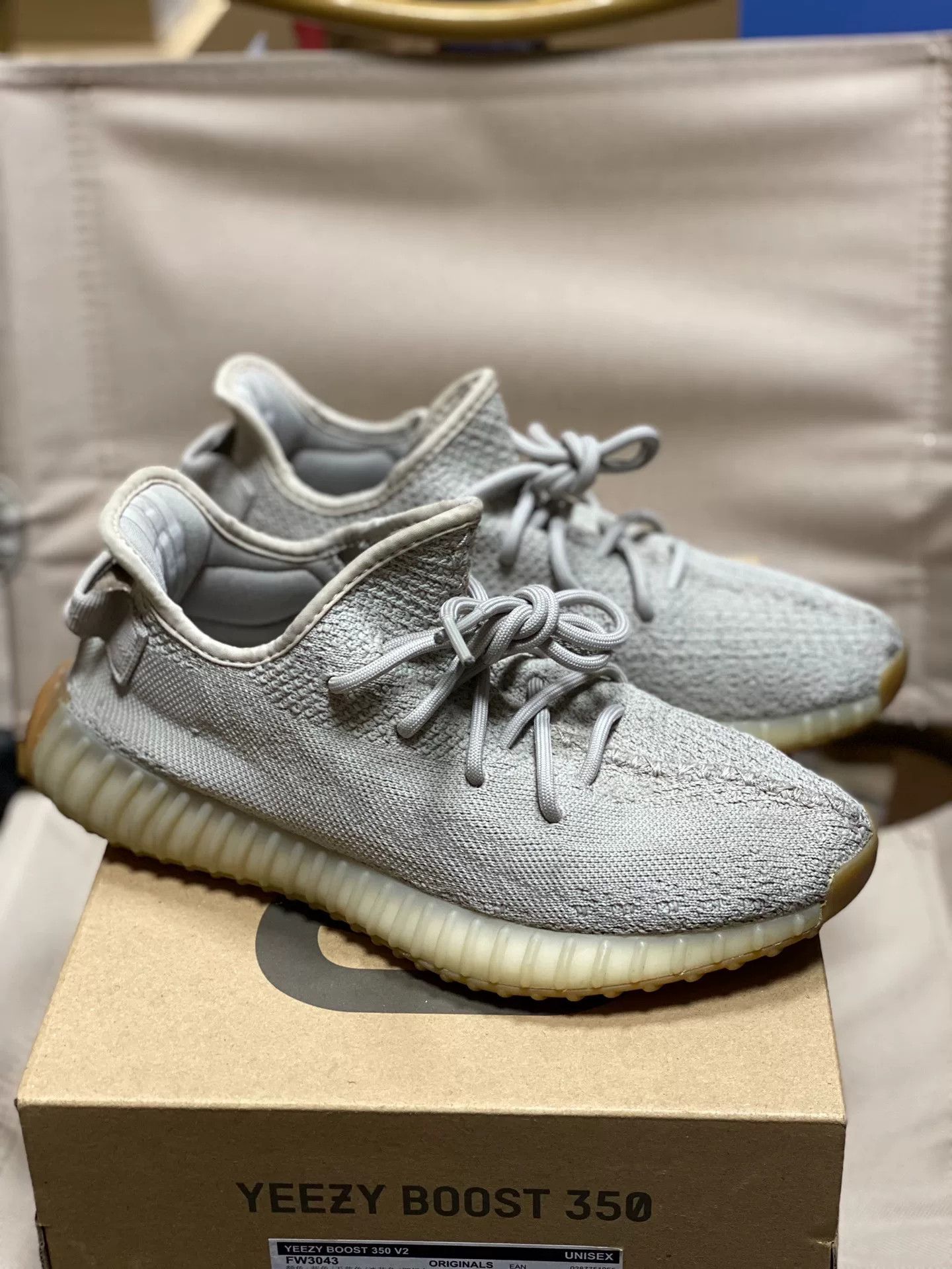 Adidas Adidas Gray Lowtop Sneakers 41 Men Size US 8.5 / EU 41-42 - 1 Thumbnail