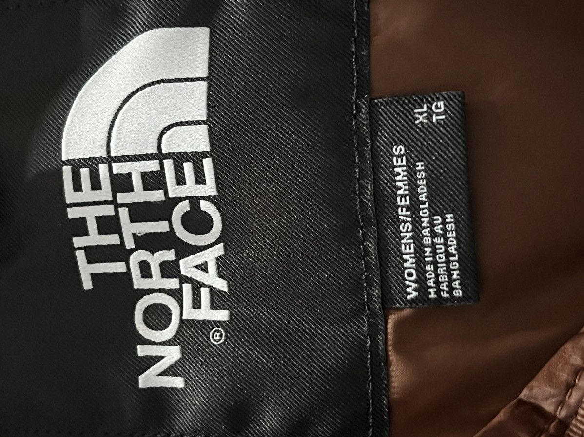The North Face north face 1996 retro Nuptse 700 Fill, Dark Oak XL womens Size XL / US 12-14 / IT 48-50 - 15 Thumbnail