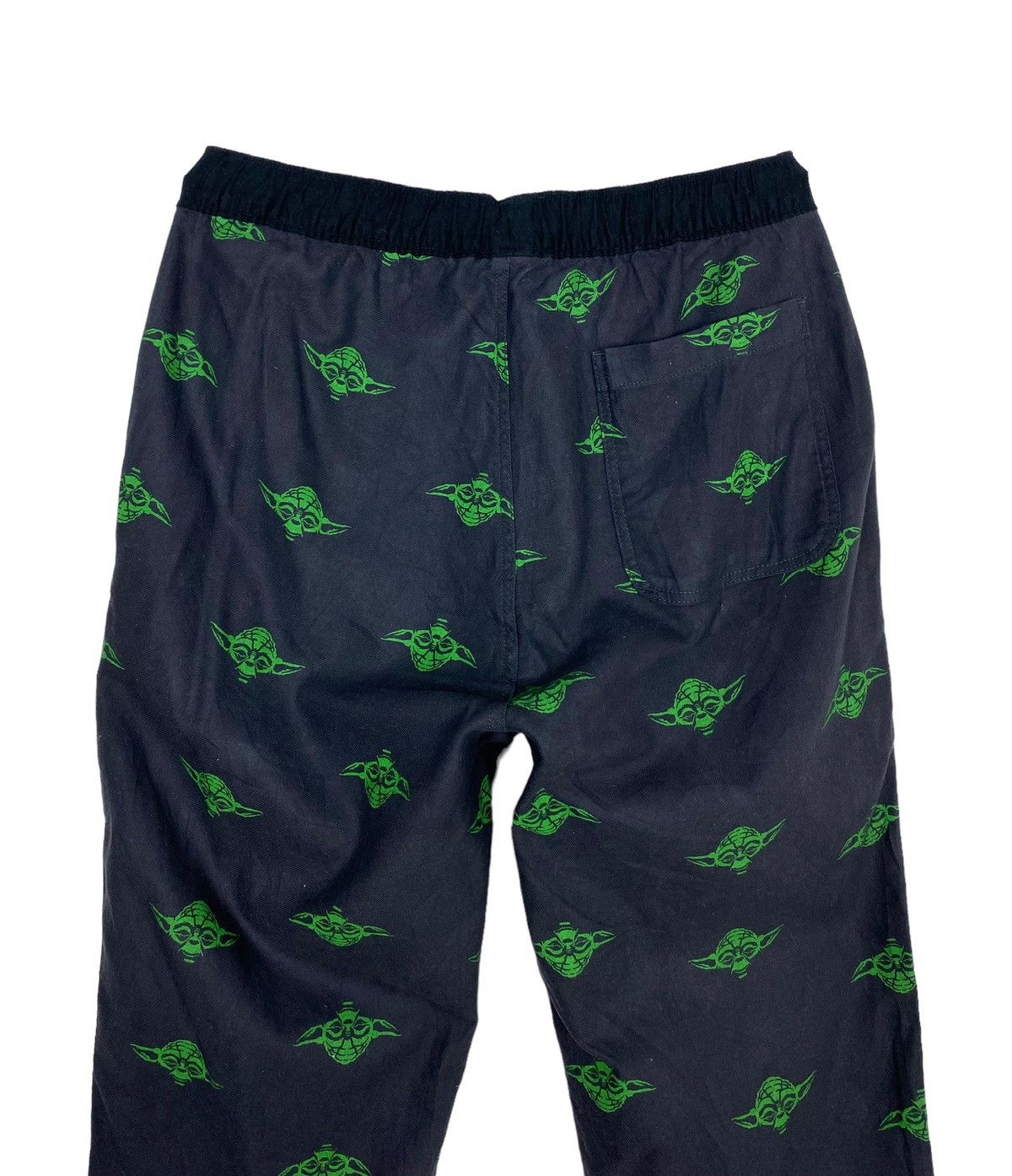 Star Wars Rare‼️ Uniqlo Star Wars Yoda Full Print Sweatpants Size US 30 / EU 46 - 5 Thumbnail
