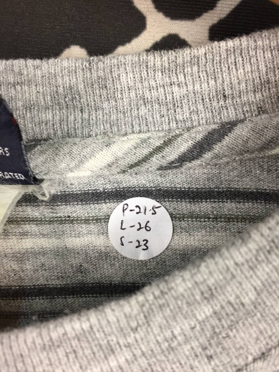 Uniqlo Vtg Uniqlo Made In USA Striped Long Sleeve Crewneck Tee Size US L / EU 52-54 / 3 - 9 Thumbnail