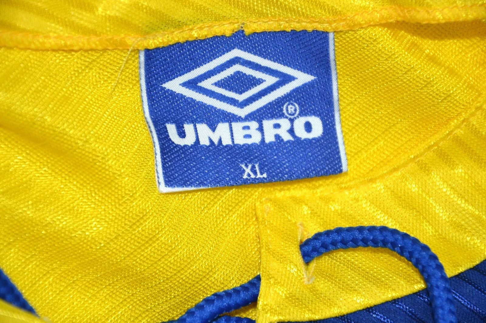 Umbro PARMA ITALY UEFA CUP 1993/1994 FOOTBALL SHIRT UMBRO SIZE XL Size US XL / EU 56 / 4 - 5 Thumbnail