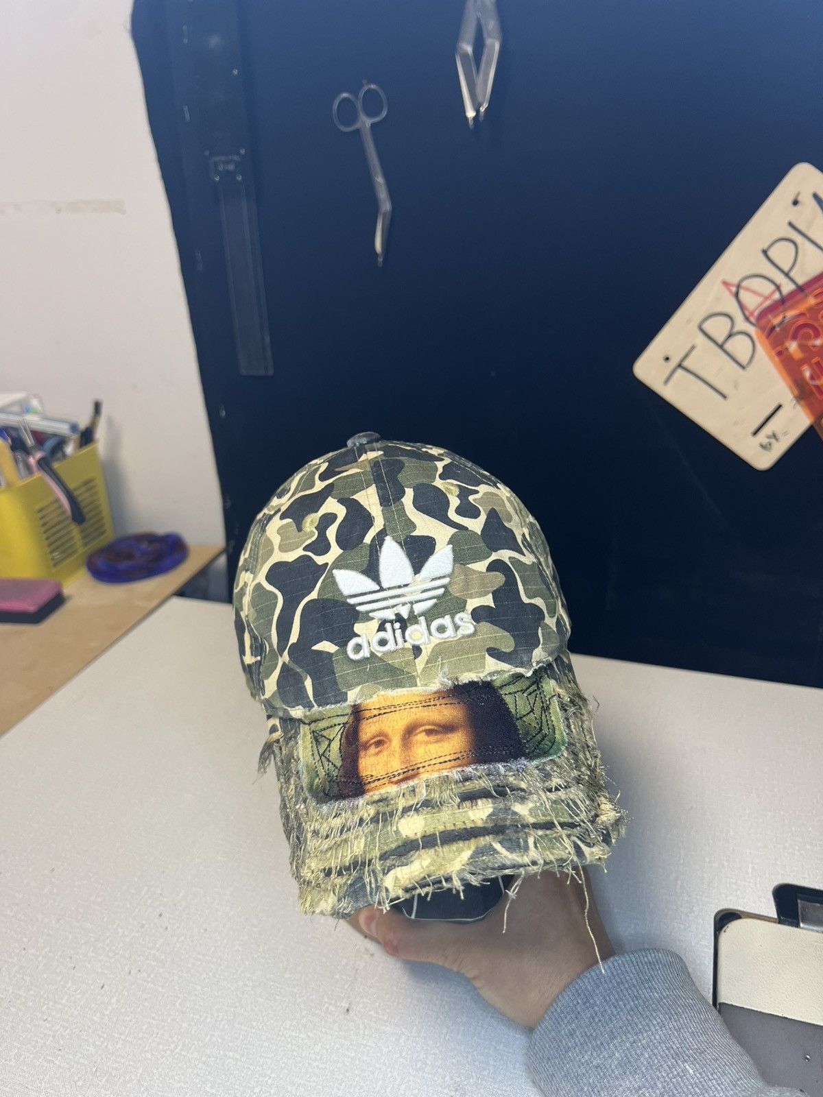 Adidas Adidas Camo Mona Lisa Distressed Cap Size ONE SIZE - 2 Thumbnail