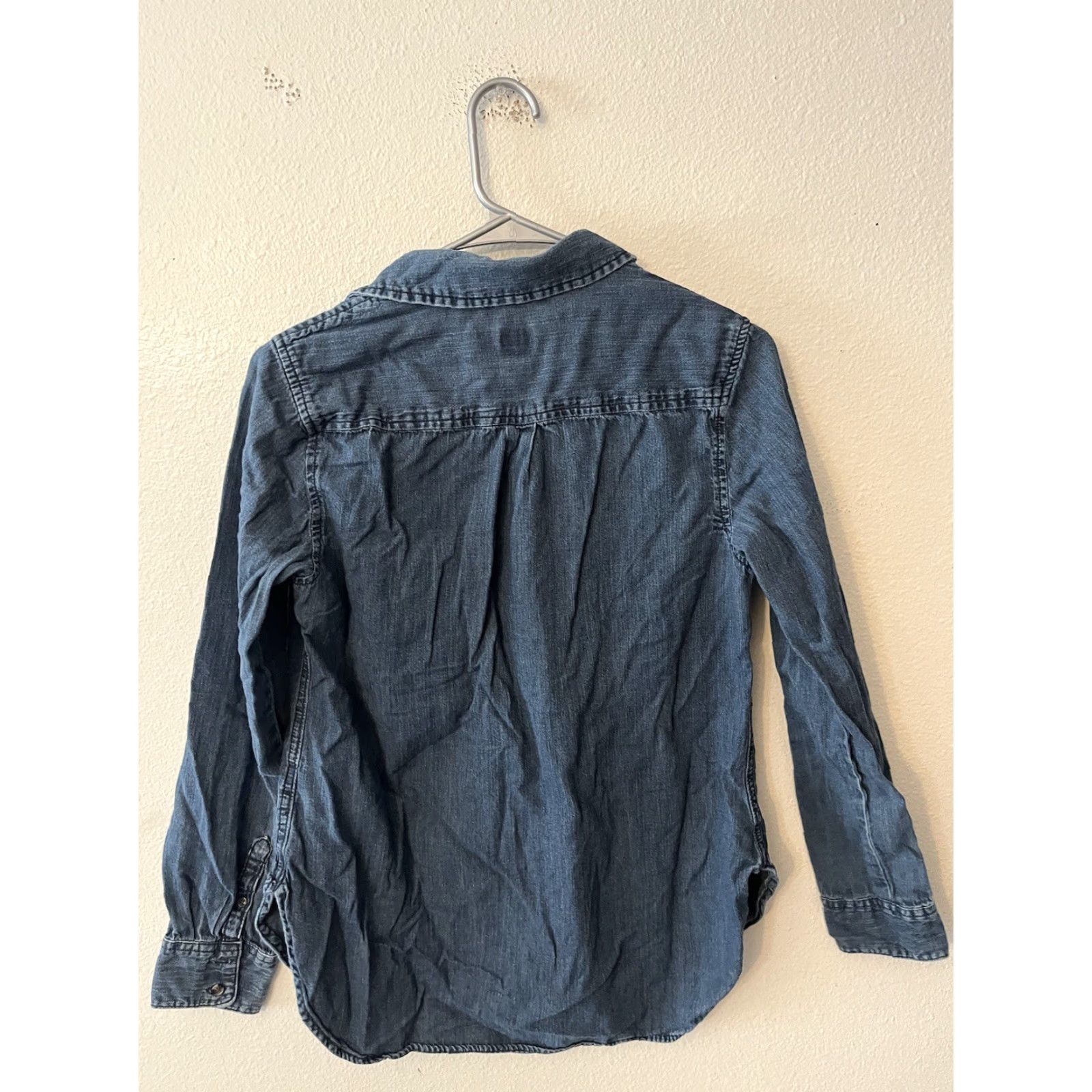 Vintage VINTAGE A New Day Chambray Denim Blouse Women's Size Medium Blue Size M / US 6-8 / IT 42-44 - 3 Thumbnail