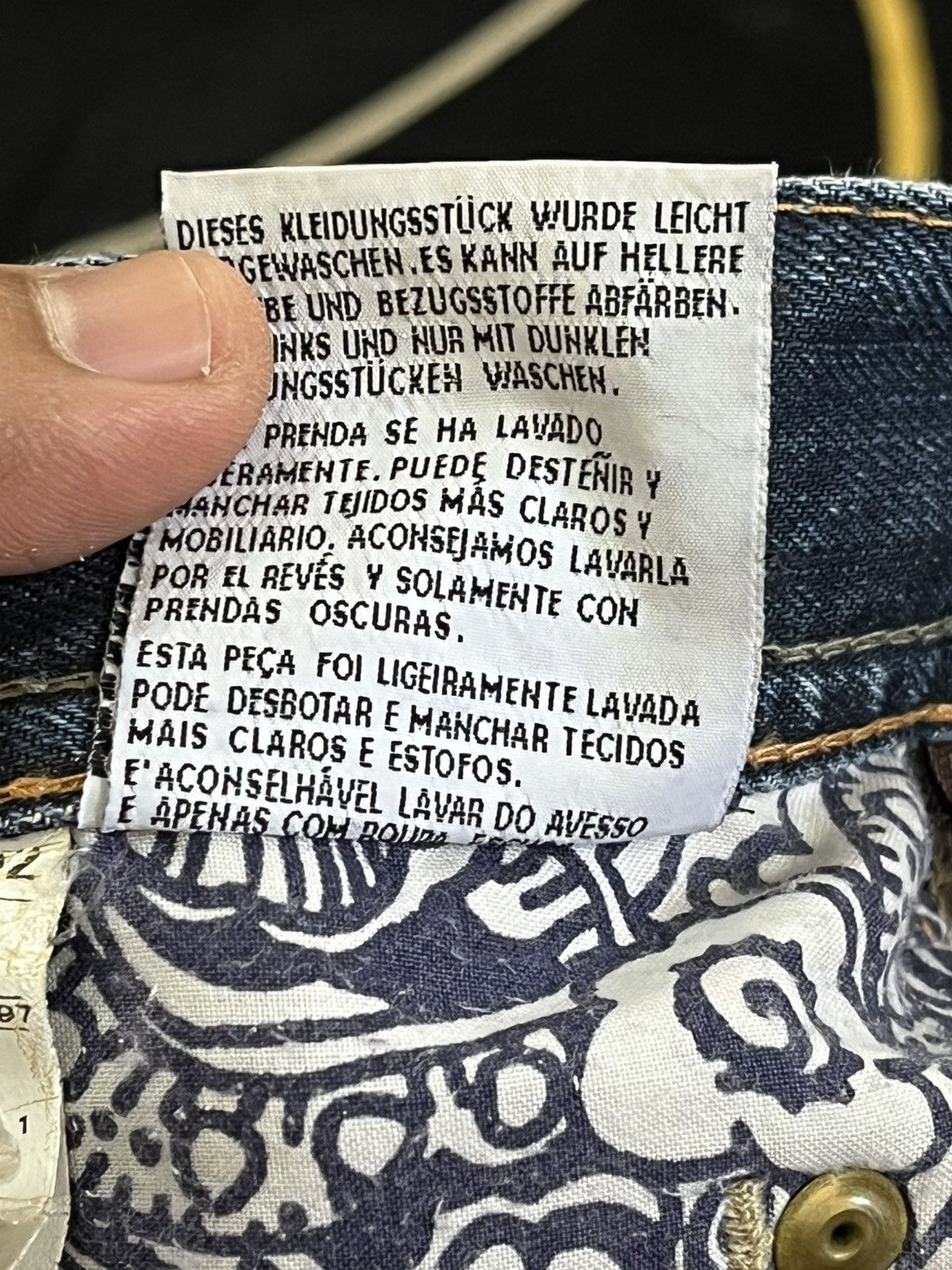 14th Addiction Vintage Benetton Regulare Ripped Grunge Distresses Denim Size US 34 / EU 50 - 14 Thumbnail