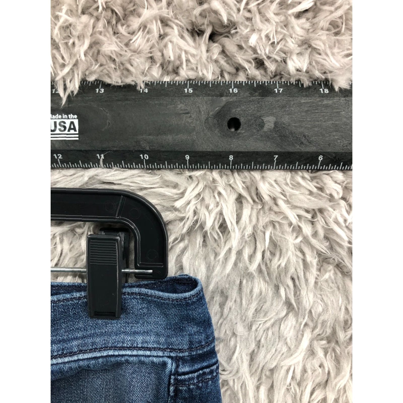 Lou & Grey Lou & Grey Skinny Jeans Size 6 Womens Mid Rise Blue Denim Slim Fit, 5-Pocket, 30 Inseam, Regular Rise, Belt Loops, Zip, Cotton, Medium Wash, Jeans Size 28" / US 6 / IT 42 - 2 Thumbnail