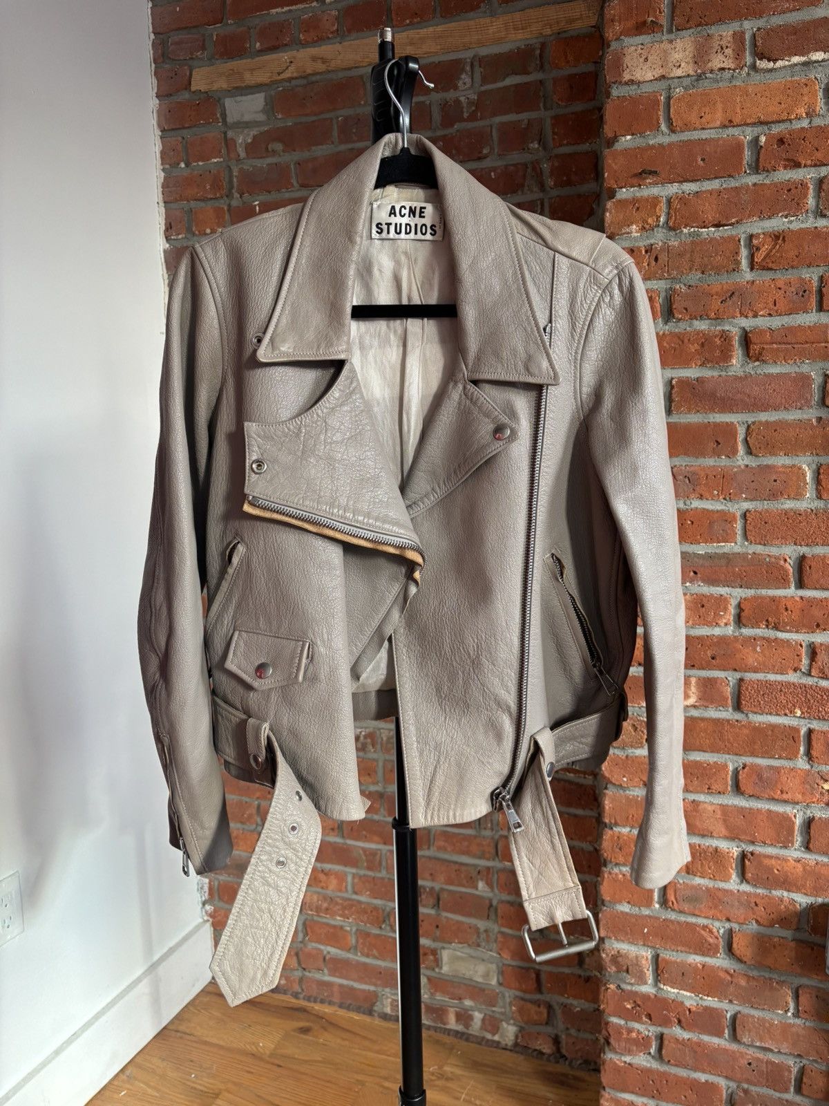 Acne Studios Acne Studios Moto Jacket Size XS / US 0-2 / IT 36-38 - 1 Thumbnail