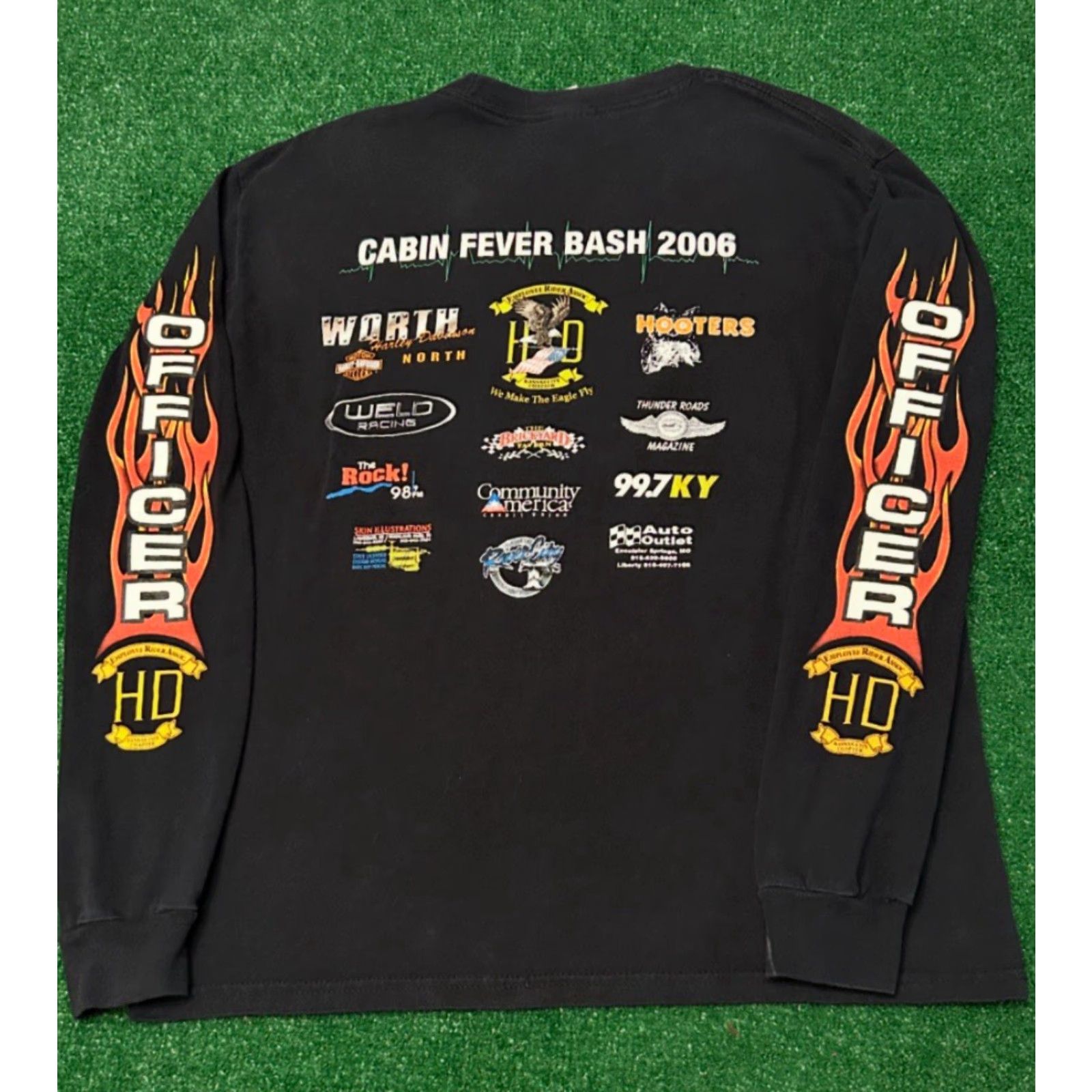 Vintage VINTAGE Y2K Cabin Fever Bash 2006 Biker Flames Sleeve Hit Long Sleeve Shirt L Black Mens Size US L / EU 52-54 / 3 - 2 Thumbnail
