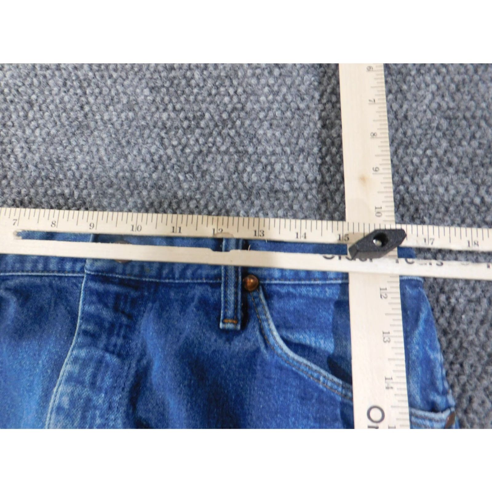Wrangler Wrangler Jeans Mens Regular 32x29 Denim Straight 13MWZ Cowboy Light Blue Cotton Denim Zipper Pockets Size US 32 / EU 48 - 3 Thumbnail