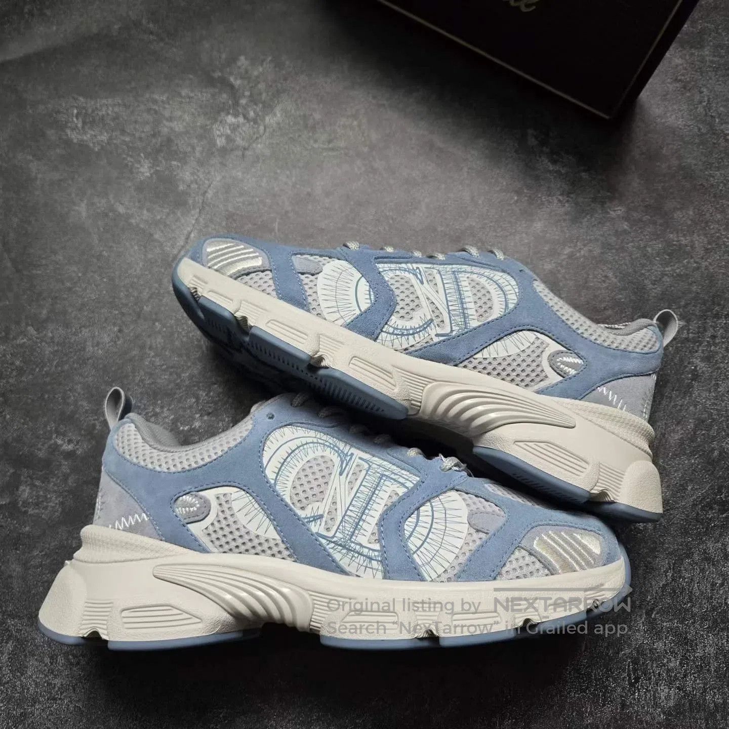 Dior Dior Chrono Sneaker in White and Sky Blue| Size US 8.5 / IT 38.5 - 8 Thumbnail