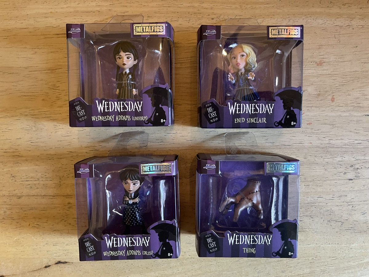 Other Metalfigs Wednesday set Size ONE SIZE - 1 Preview