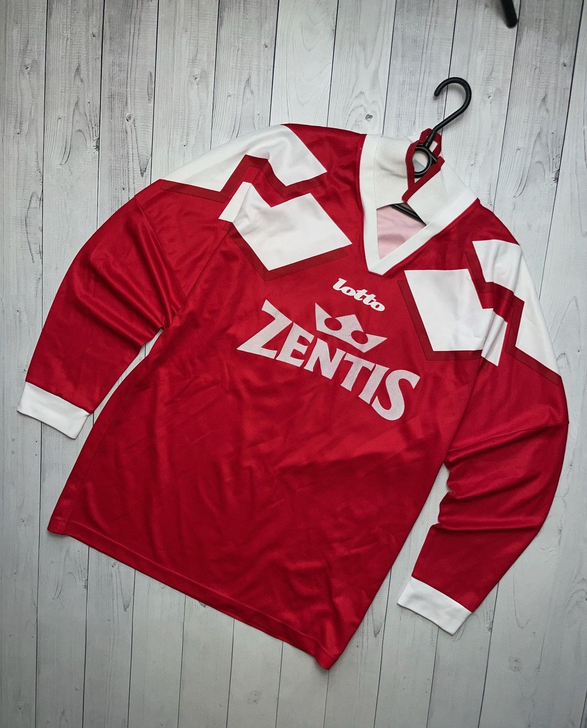 Lotto Sport 12 Jerseys Team soccer lotto size XL retro rare long sleeve Size US XL / EU 56 / 4 - 2 Thumbnail