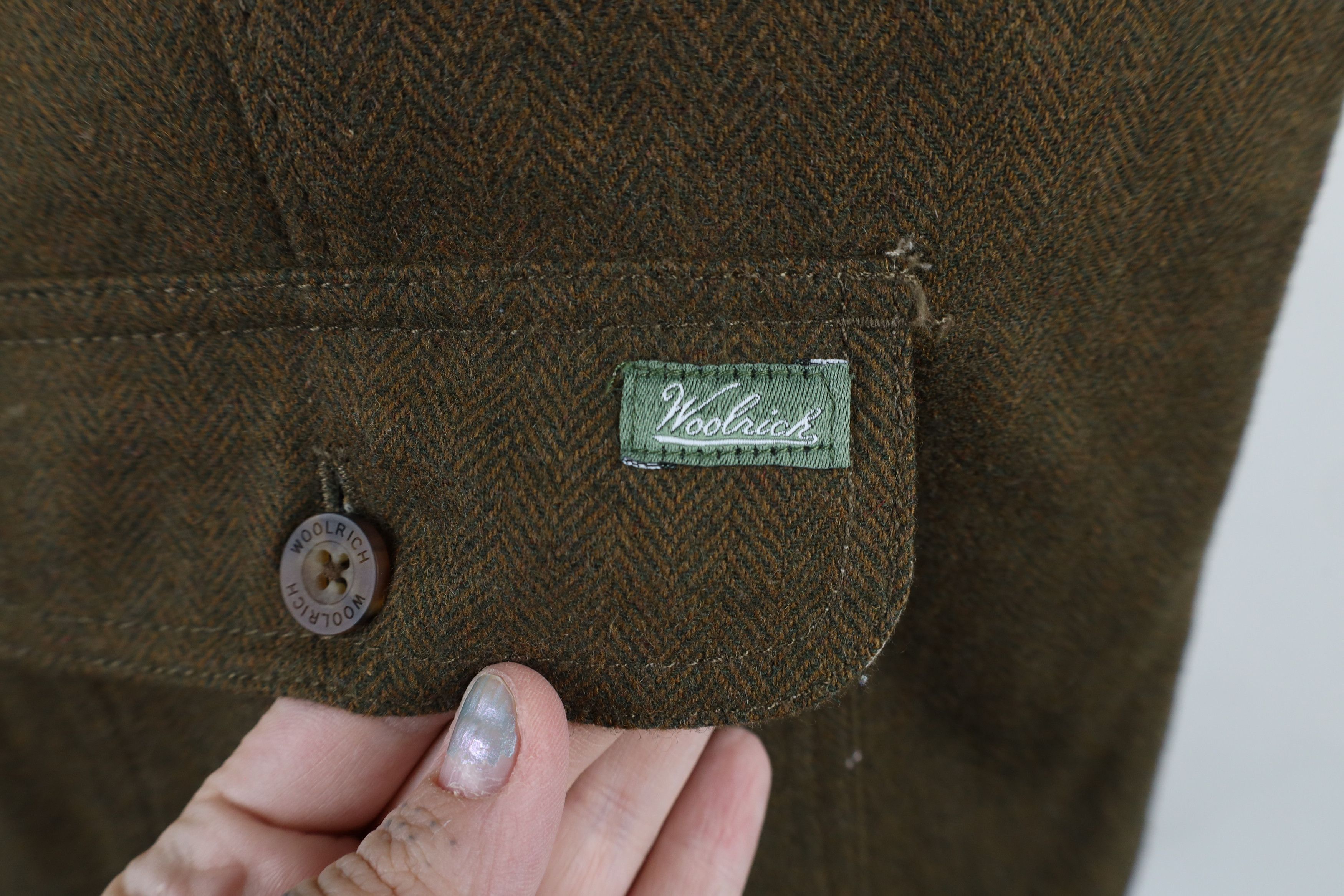Vintage × Woolrich Woolen Mills Vintage Woolrich Herringbone Buckle Back Vest Jacket Green Size US L / EU 52-54 / 3 - 4 Thumbnail