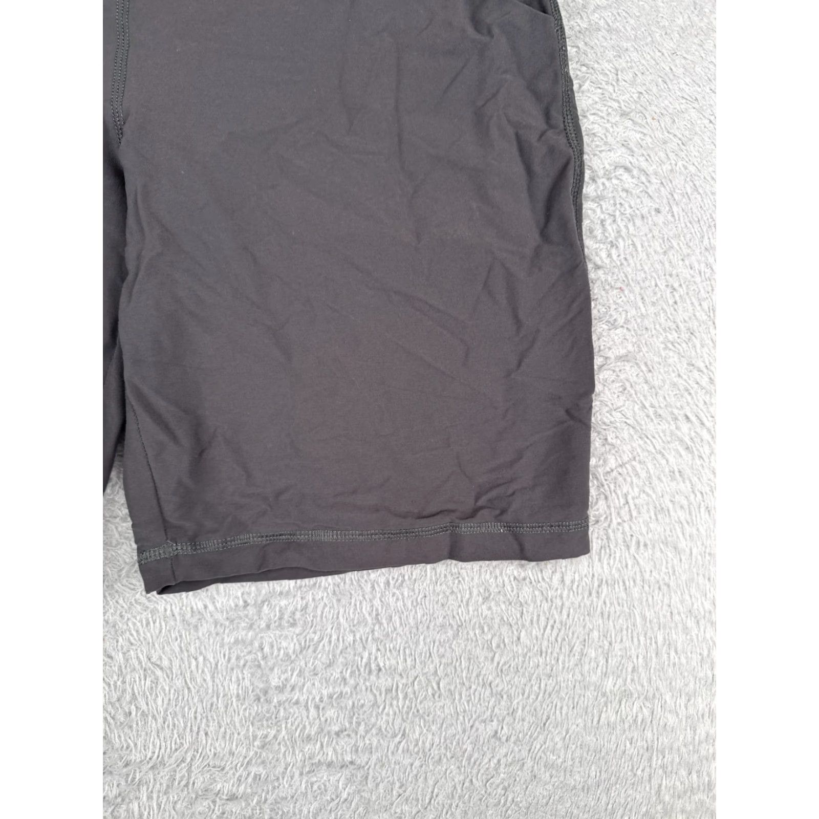 The North Face The North Face Shorts Women M Gray Nylon Blend Sweat Pull On Hiking Activewear Casual Travel 10" Inseam Size 32" / US 10 / IT 46 - 2 Thumbnail