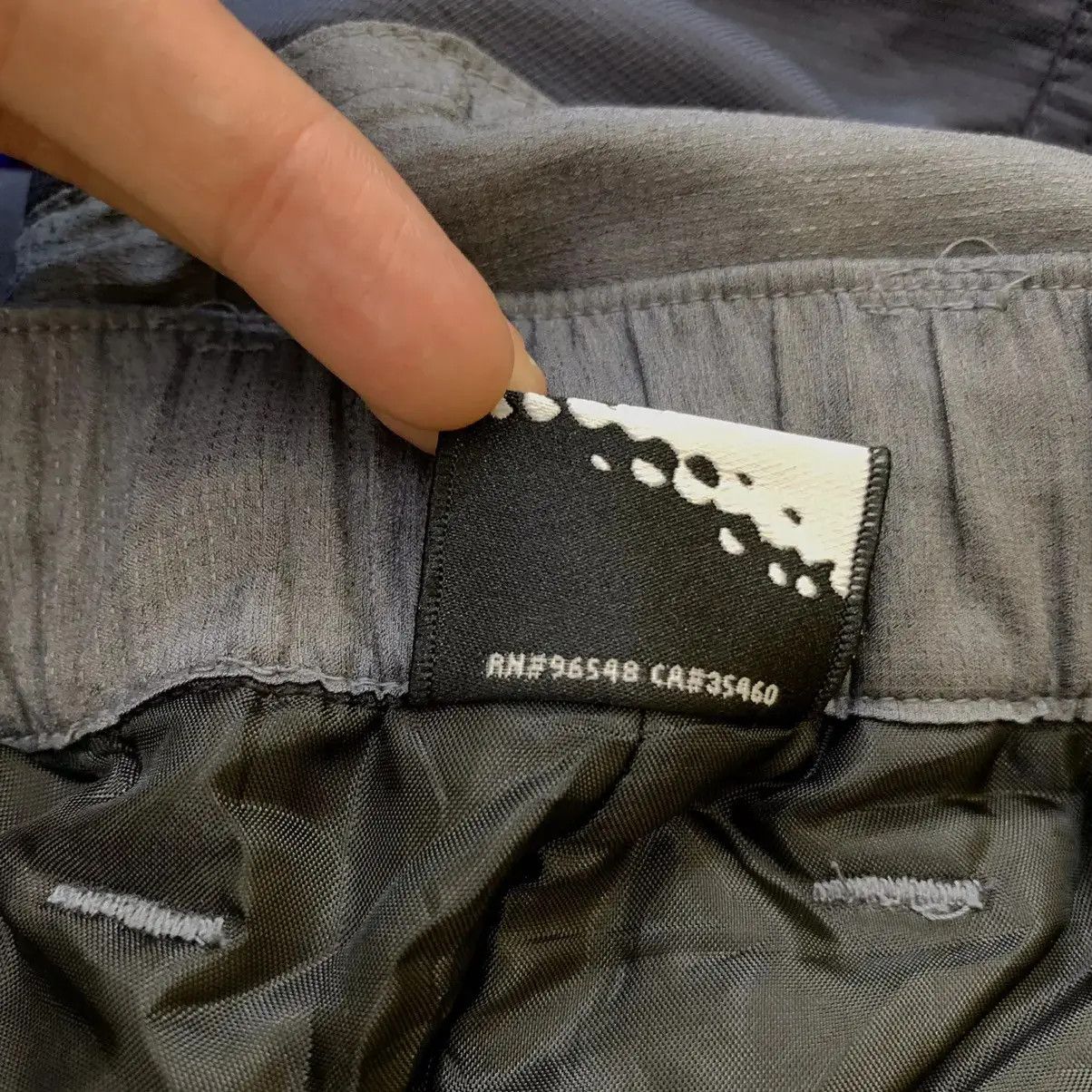 Oakley Vintage OAKLEY Gorp Core Technical Skull Logo Pant Trouser Size US 30 / EU 46 - 7 Thumbnail
