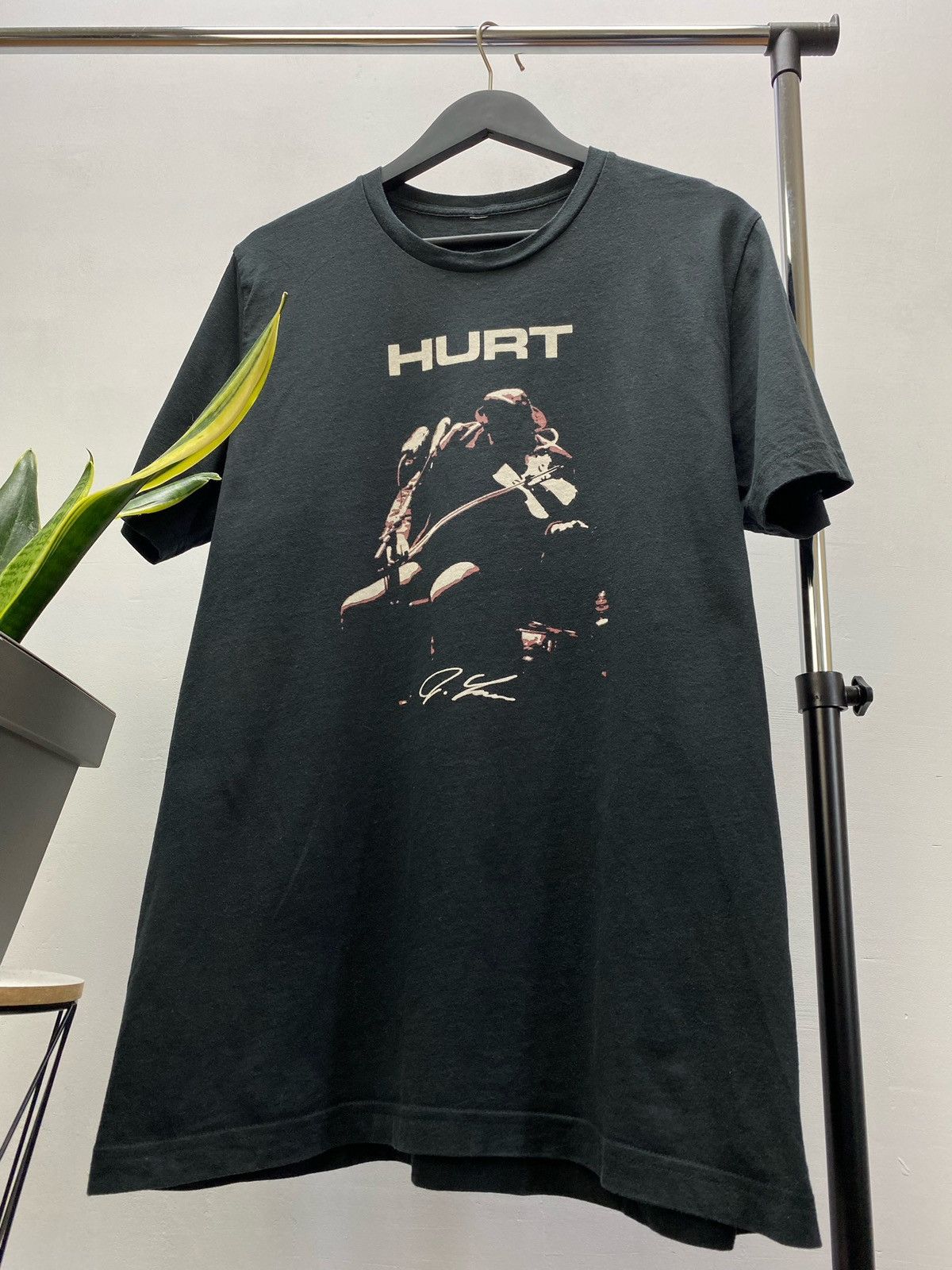 Band Tees Hurt Band T shirt Tour Men’s Black L Size US L / EU 52-54 / 3 - 4 Thumbnail