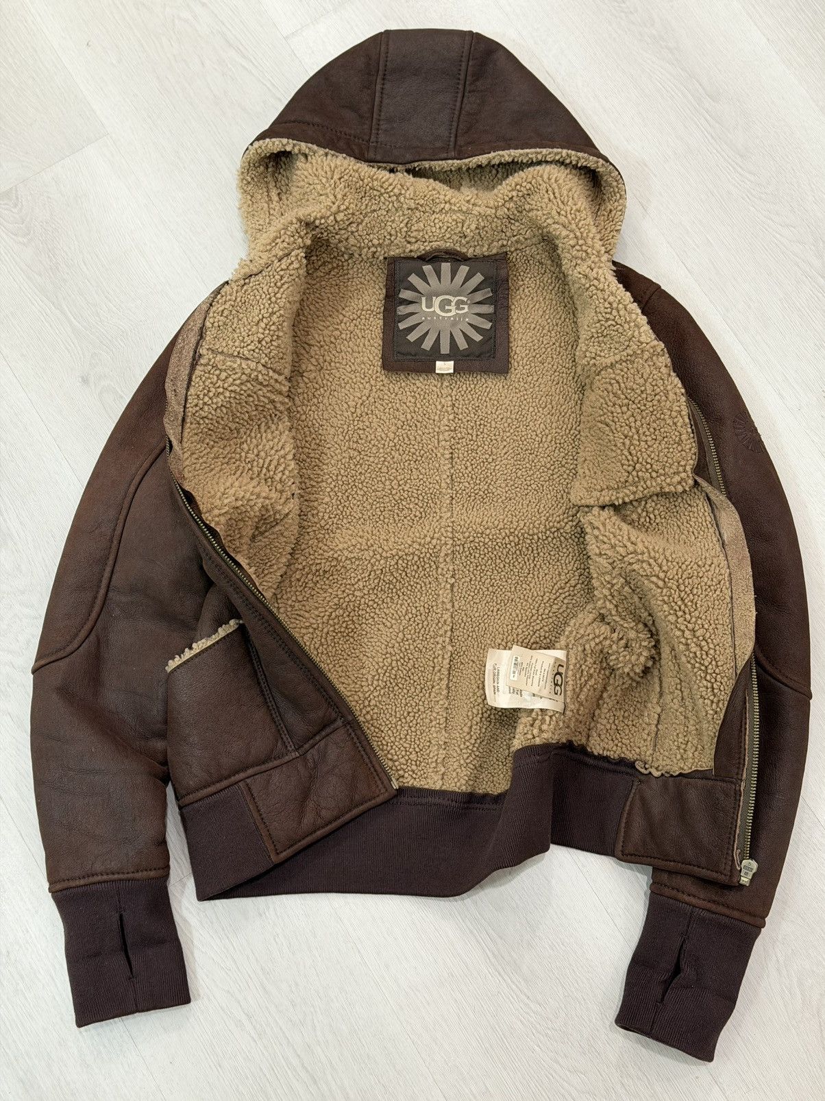 Ugg UGG Australia Genuine Soft Lambskin Shearling Bomber Jacket Size S / US 4 / IT 40 - 6 Thumbnail