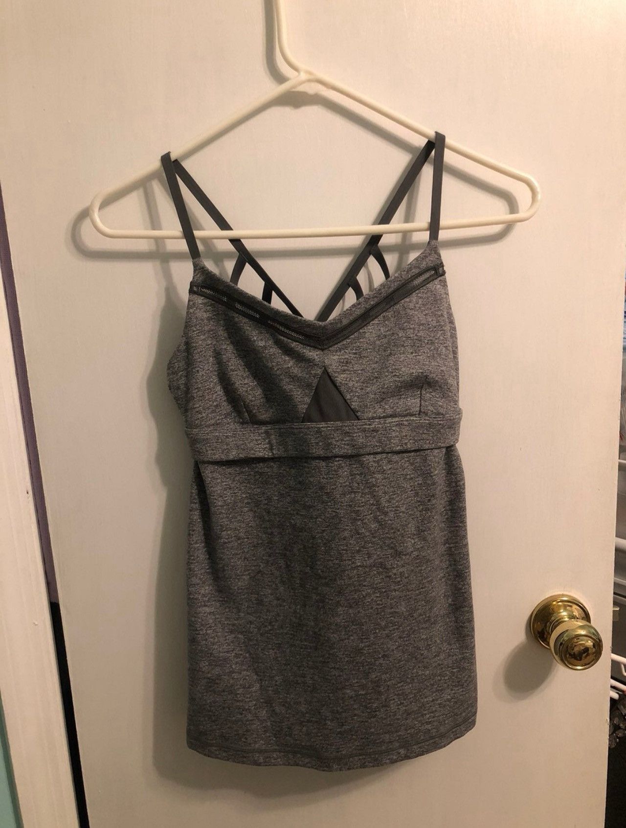 Lululemon Lululemon Grey Just Breathe Tank Top Size 6 Size M / US 6-8 / IT 42-44 - 2 Thumbnail