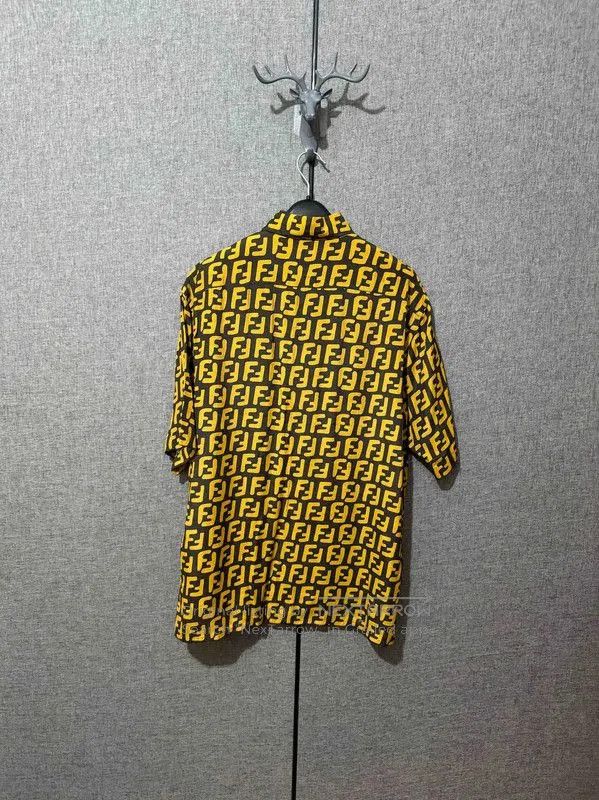 Fendi Fendi Men's Logo Silk Shirt . Size US M / EU 48-50 / 2 - 2 Thumbnail